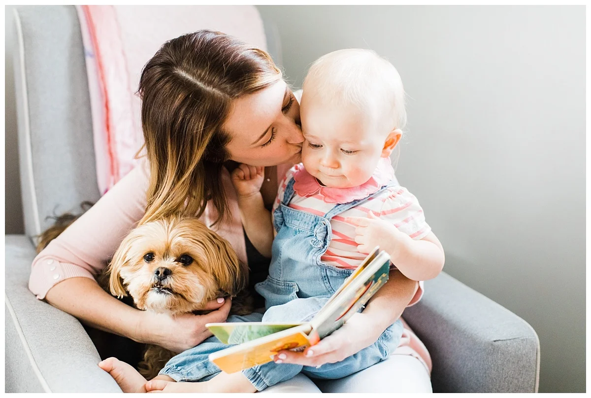 Baby milestone photos | 18 months | in-home lifestyle | Edina Family Photographer | Photos by Hyojin Oberg