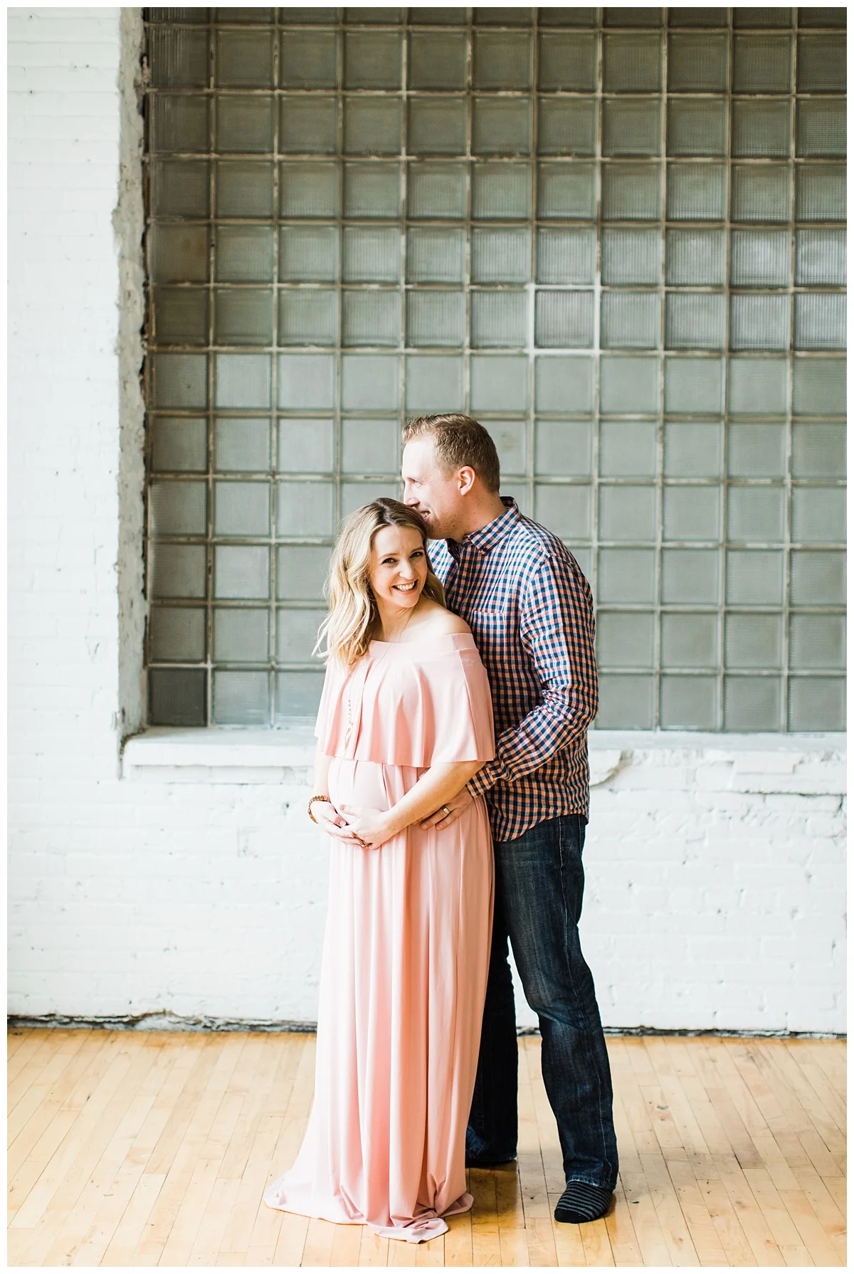 Minneapolis Maternity Photographer | Maternity Session with dog | Couple session | Baby Announcement | Maternity Maple Grove, MN