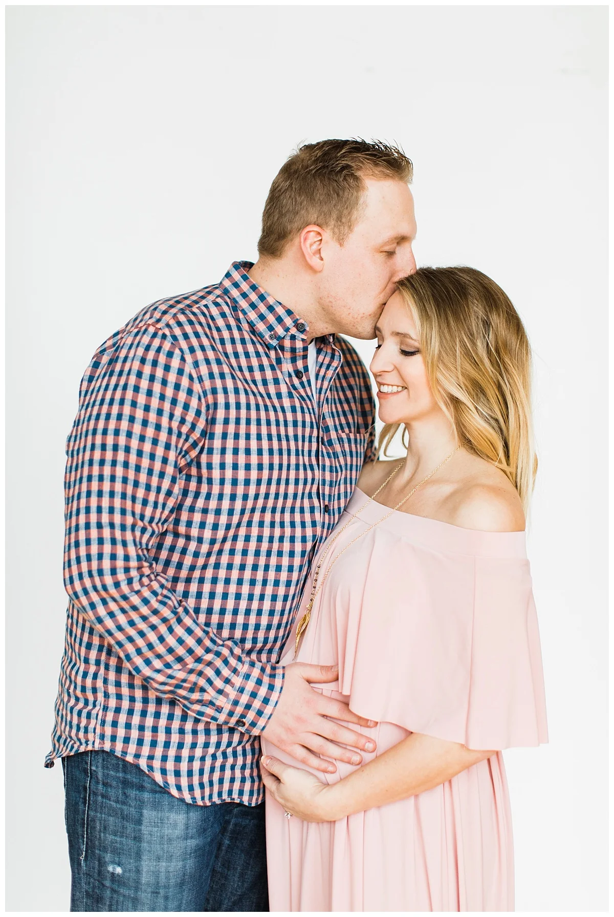 Minneapolis Maternity Photographer | Maternity Session with dog | Couple session | Baby Announcement | Maternity Maple Grove, MN