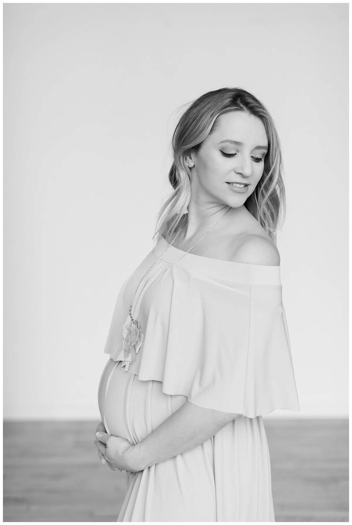 Minneapolis Maternity Photographer | Maternity Session with dog | Couple session | Baby Announcement | Maternity Maple Grove, MN