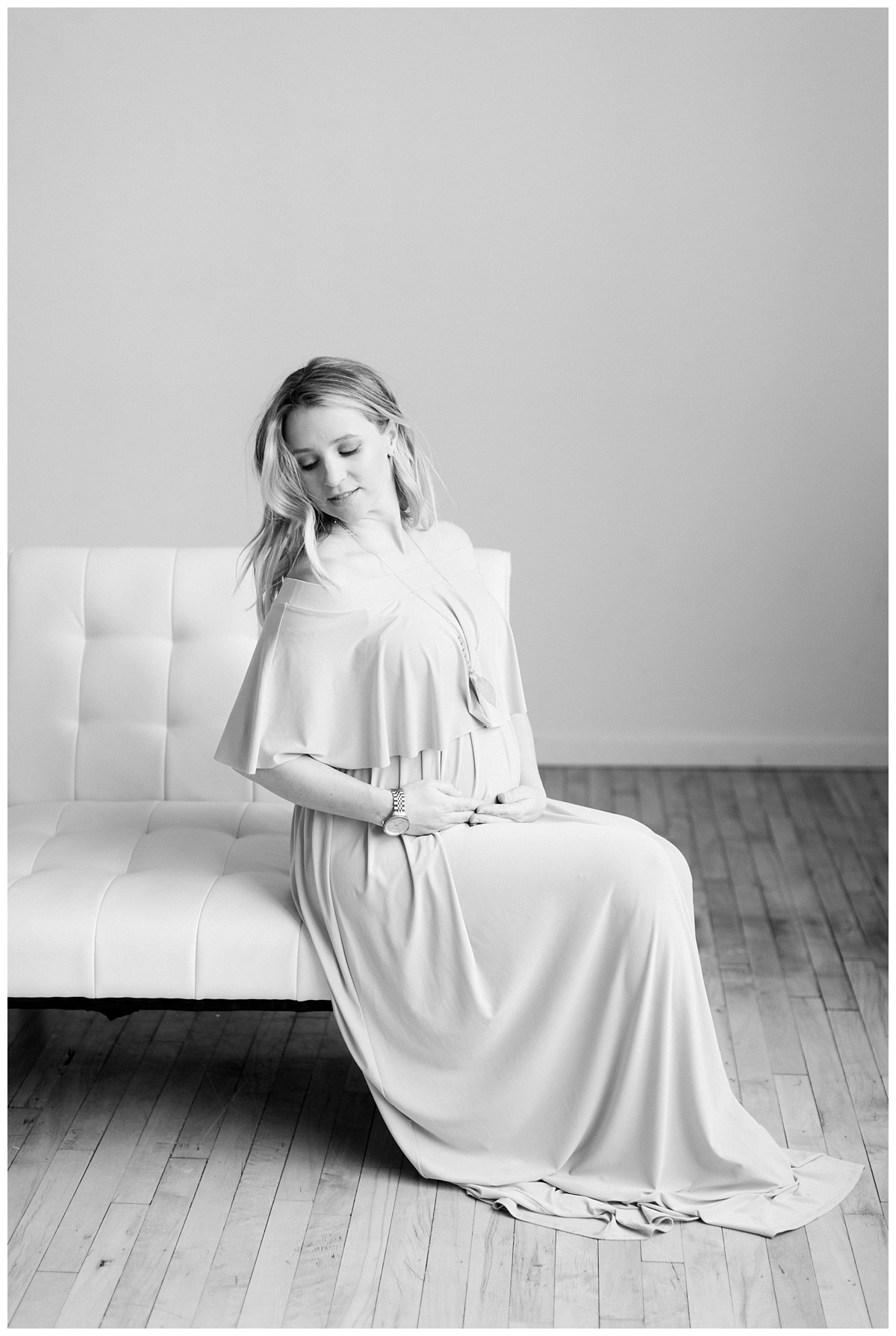 Minneapolis Maternity Photographer | Maternity Session with dog | Couple session | Baby Announcement | Maternity Maple Grove, MN
