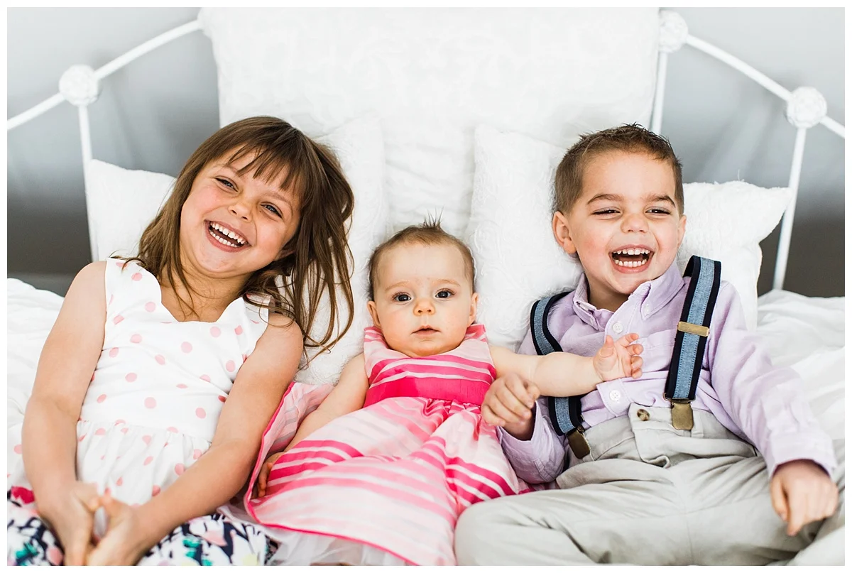 Baby Milestone Photos | Minneapolis Family Photographer | Rogers, MN Family Photography | Sibling Photos