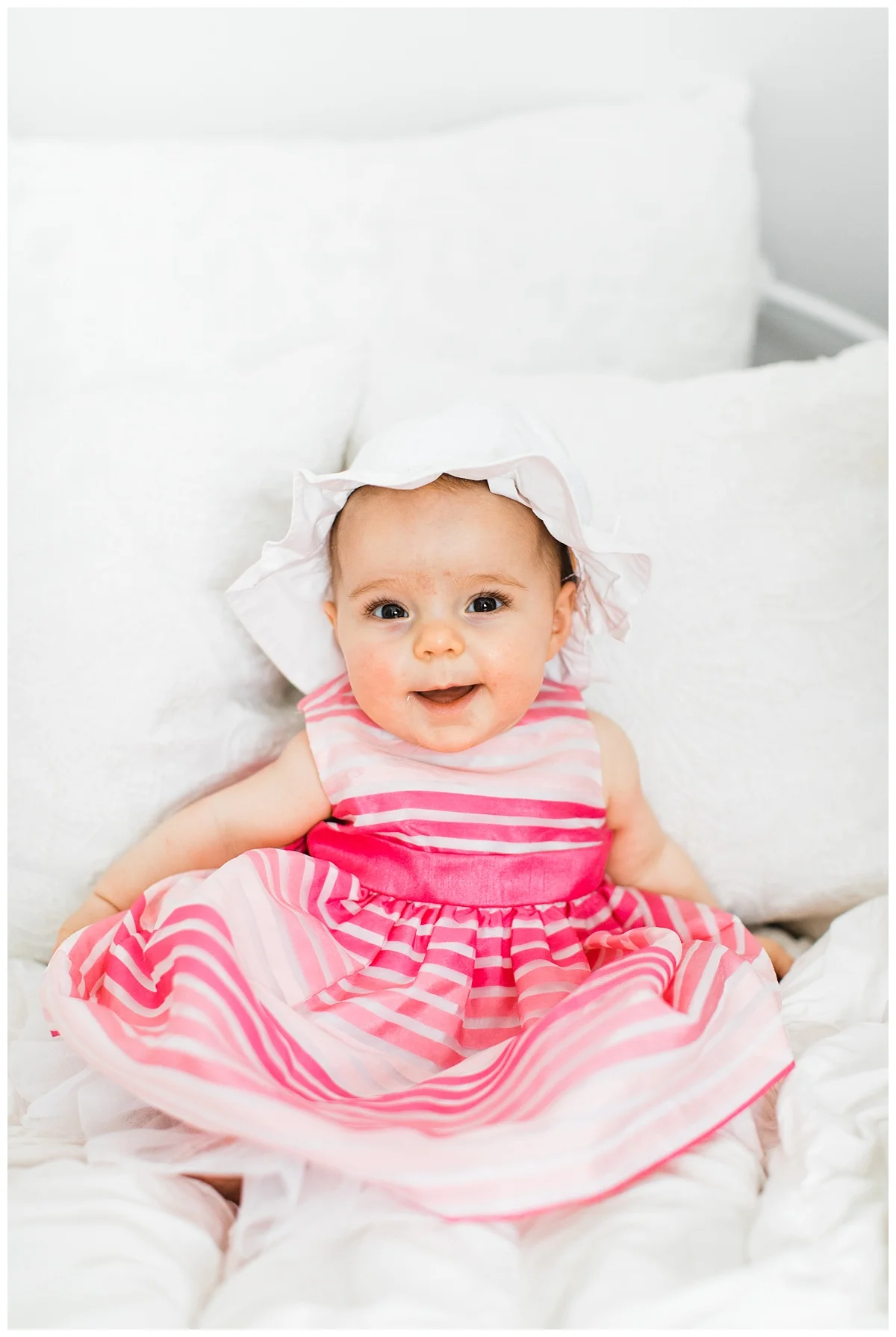Baby Milestone Photos | Minneapolis Family Photographer | Rogers, MN Family Photography | Sibling Photos
