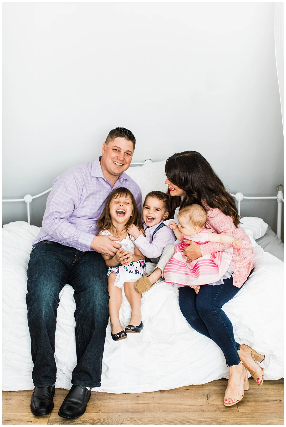 Baby Milestone Photos | Minneapolis Family Photographer | Rogers, MN Family Photography | Sibling Photos