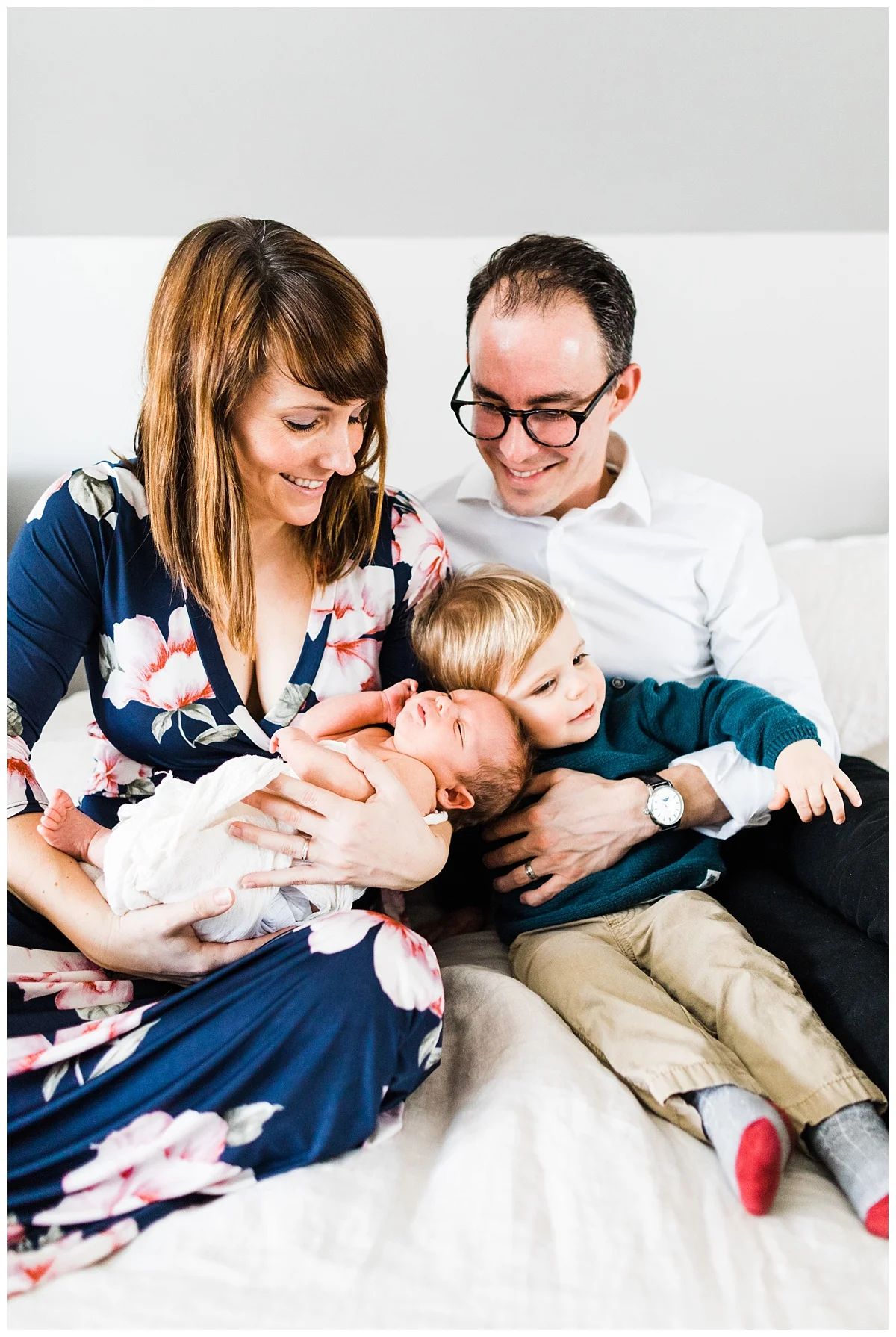 Minneapolis in-home newborn session | Newborn Photos | Lifestyle Newborn Photos | Minneapolis Family Photographer
