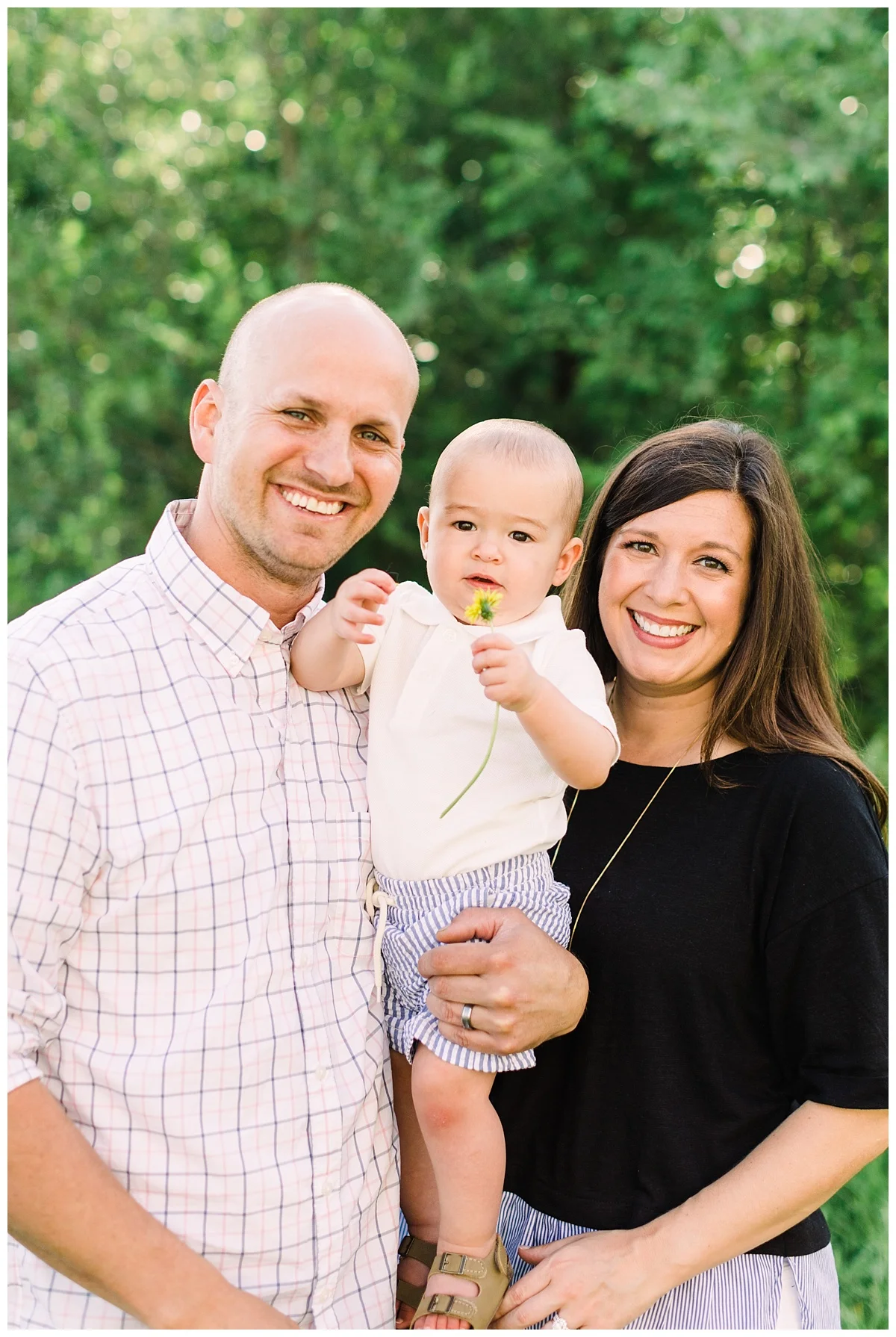 Minneapolis Family Photographer | Minneapolis Family photography | Mill City | natural light photography | Photo by Hyojin Oberg