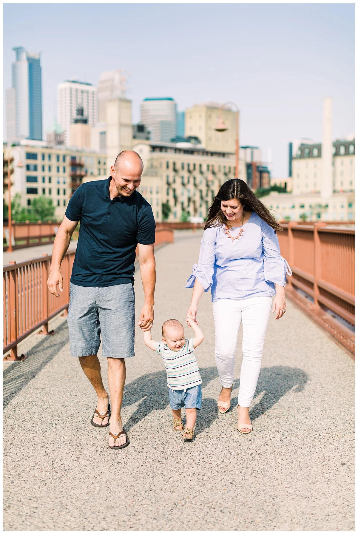 Minneapolis Family Photographer | Minneapolis Family photography | Mill City | natural light photography | Photo by Hyojin Oberg