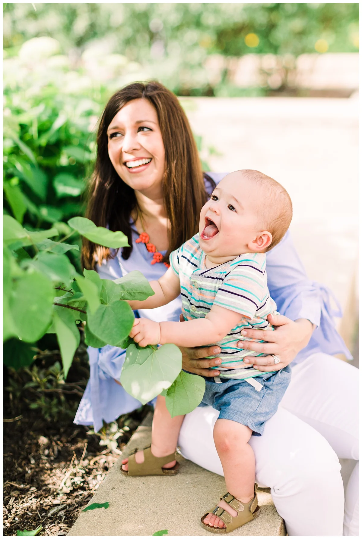 Minneapolis Family Photographer | Minneapolis Family photography | Mill City | natural light photography | Photo by Hyojin Oberg