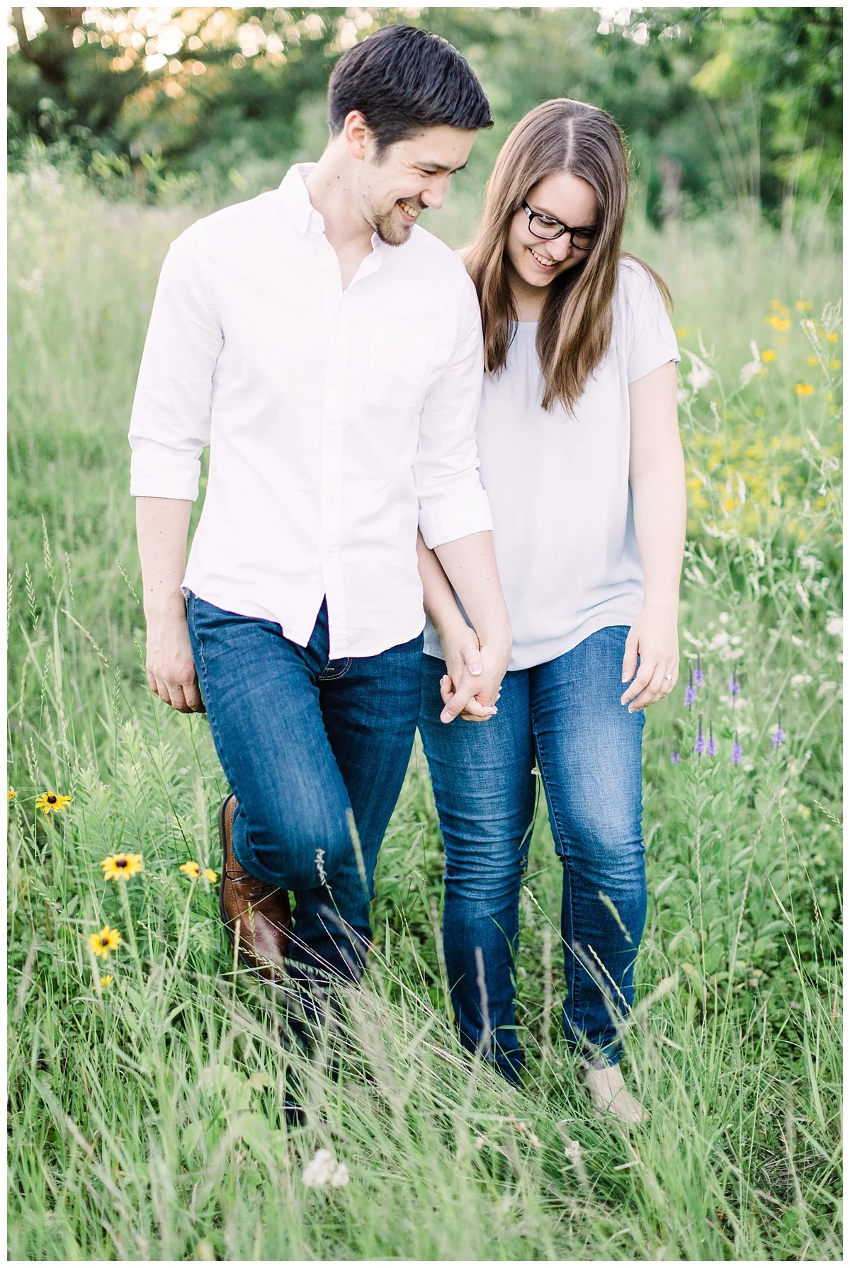 Minneapolis Wedding Photographer | Minneapolis Engagement | St. Paul Engagement Photos | Photos by Hyojin Oberg | Silverwood Park | Rustic Engagement Photos in Minneapolis