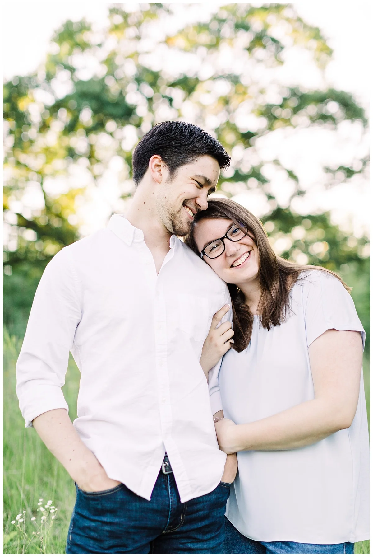 Minneapolis Wedding Photographer | Minneapolis Engagement | St. Paul Engagement Photos | Photos by Hyojin Oberg | Silverwood Park | Rustic Engagement Photos in Minneapolis