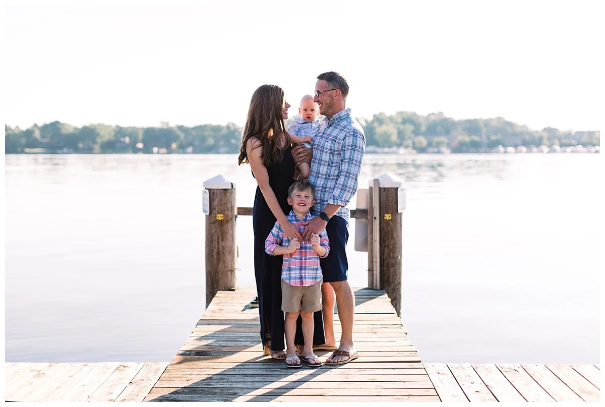 excelsior family photographer | minneapolis family photographer | backyard lifestyle | natural light family photo by Hyojin Oberg | lifestyle family photos