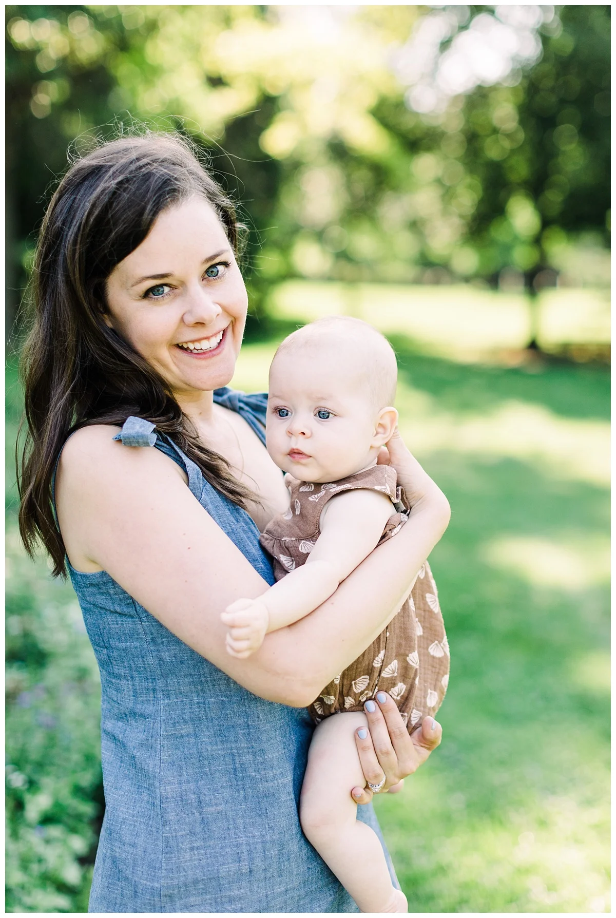 baby-maude-rose-garden-family-photos-by-hyojin-oberg-14.JPG