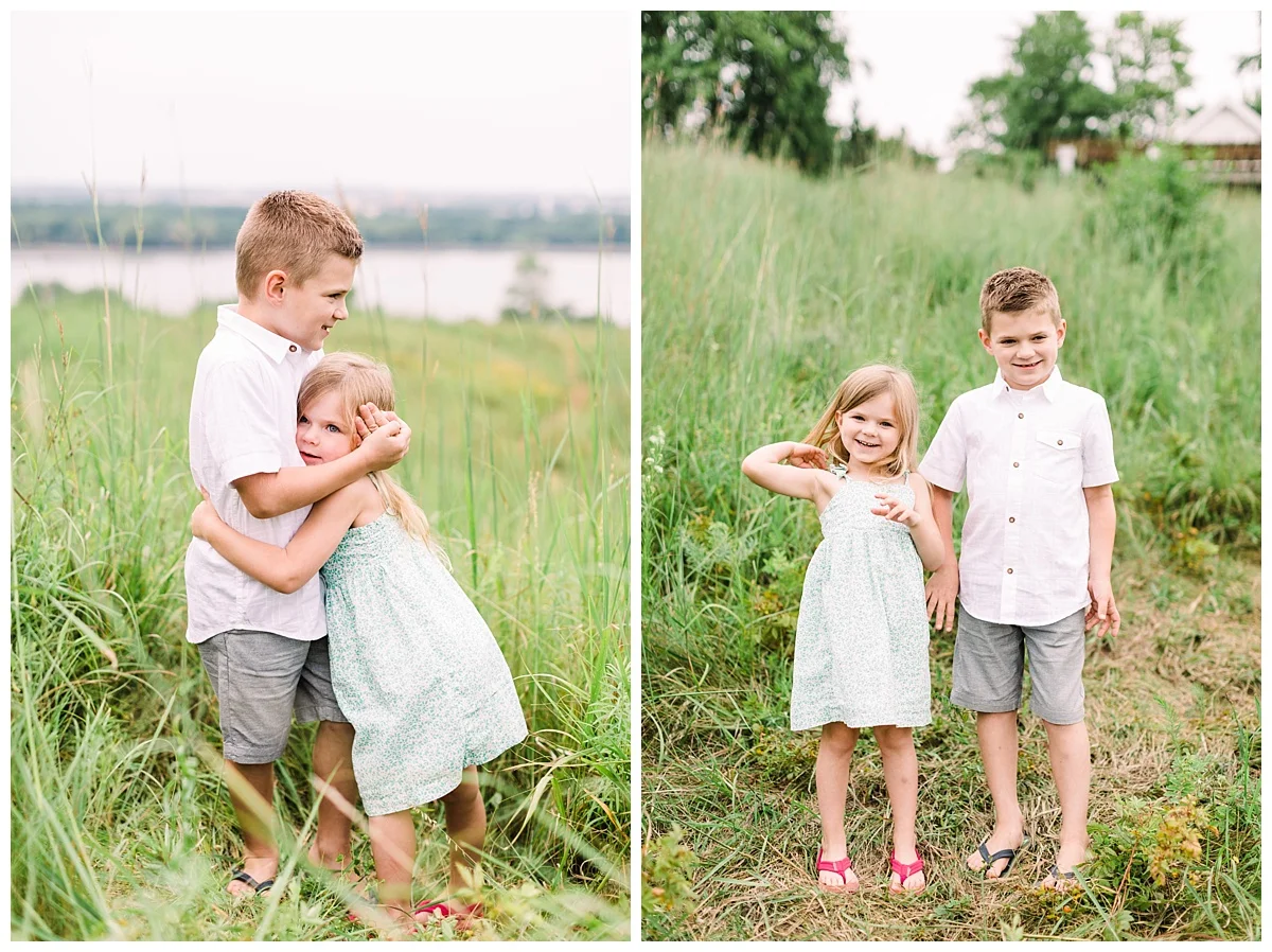 eden prairie family photographer | minneapolis family photographer | natural light family photo by Hyojin Oberg | summer family photos