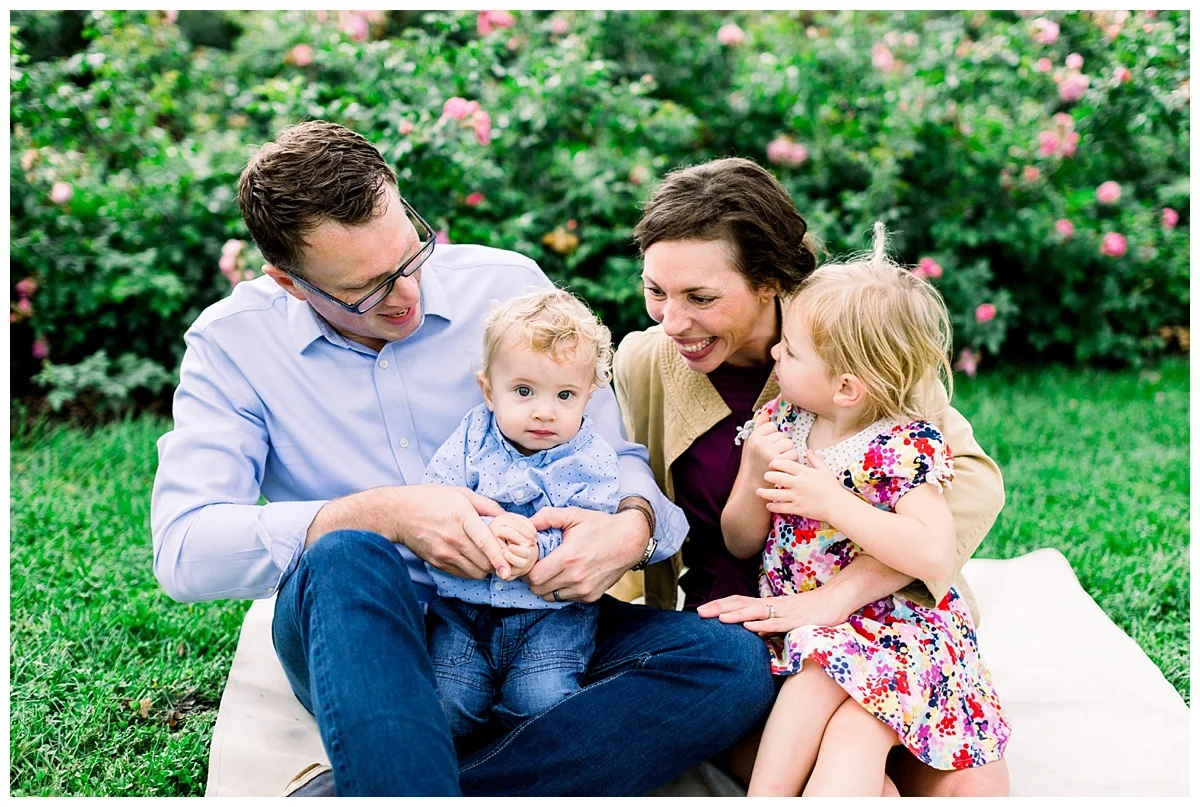 Minneapolis Family Photography | Minneapolis Family photographer | Maple Grove Family Photographer| Rogers Family Photographer | Photos by Hyojin Oberg 