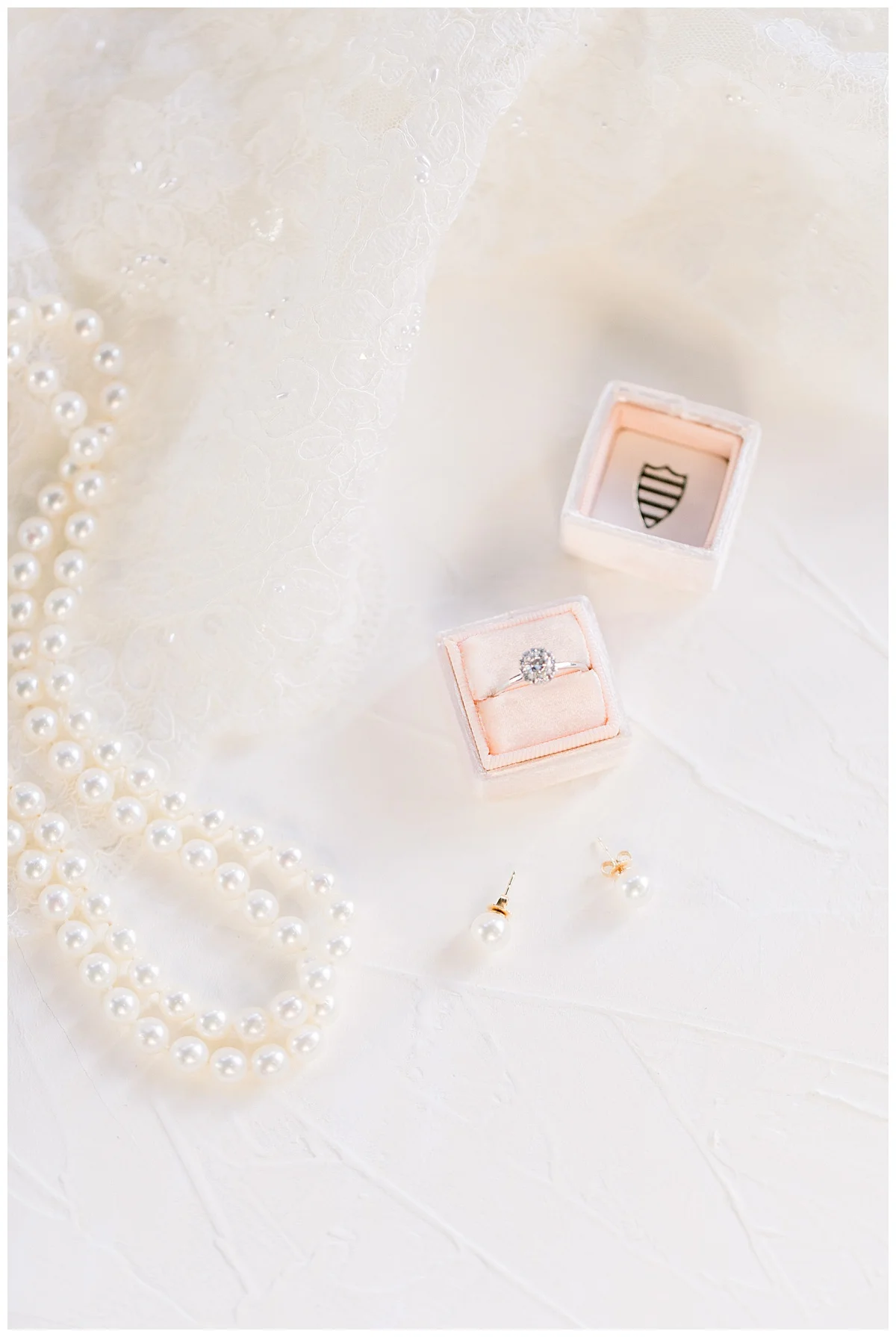 Minneapolis Wedding Photography | Minneapolis Wedding photographer | Maple Grove, MN Wedding Photographer | Photos by Hyojin Oberg 