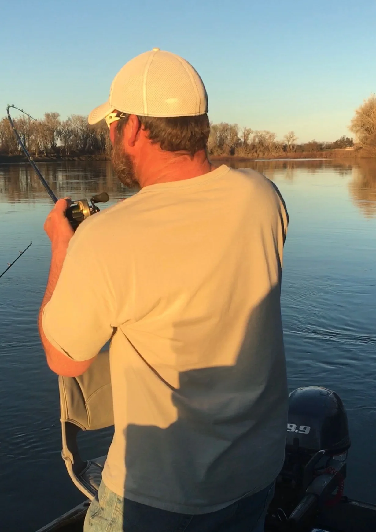 SalmonSacRiver.com Striped Bass Fishing On The Sacramento River