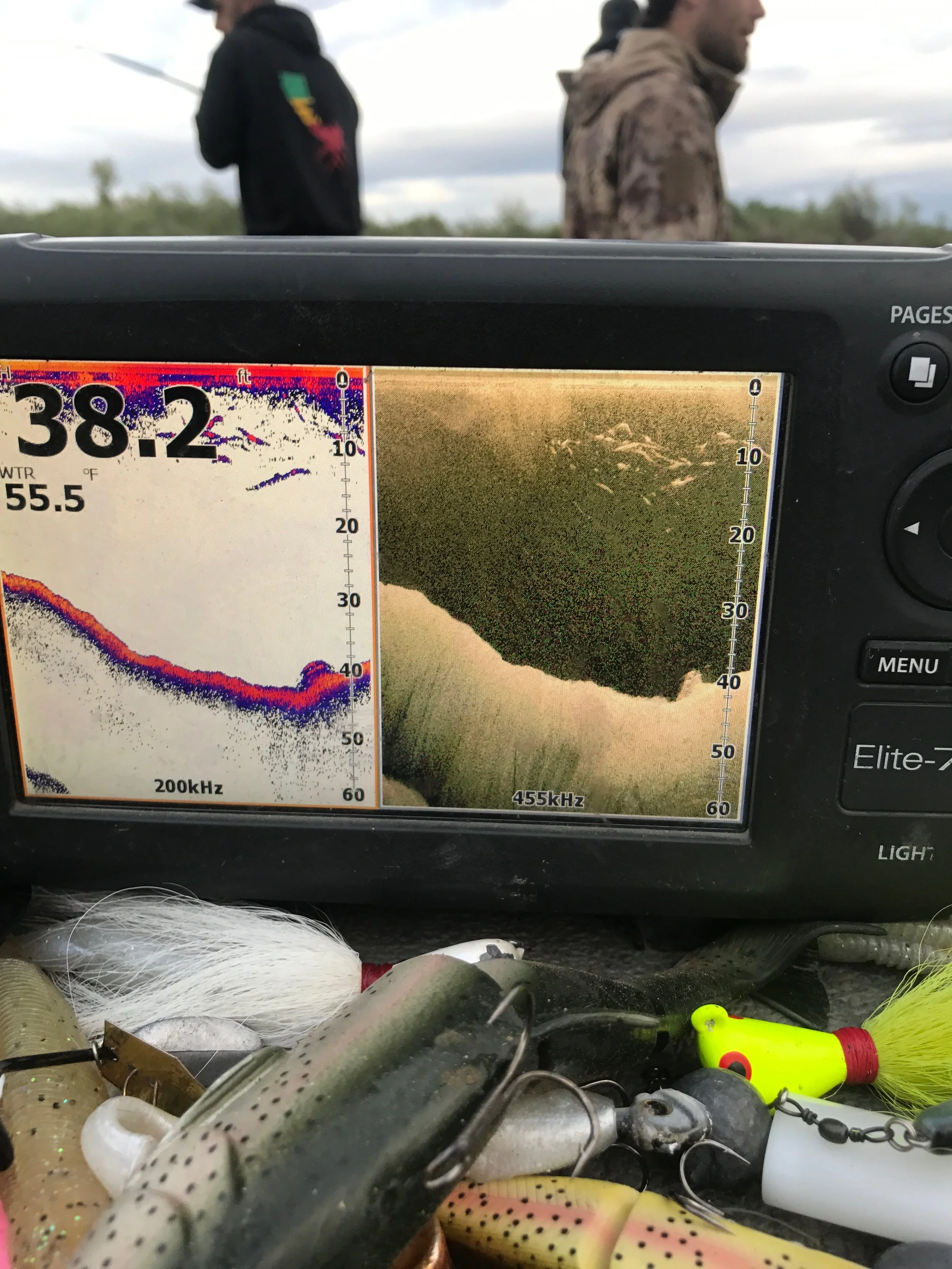 SalmonSacRiver.com Fish Finder On April 12, 2017