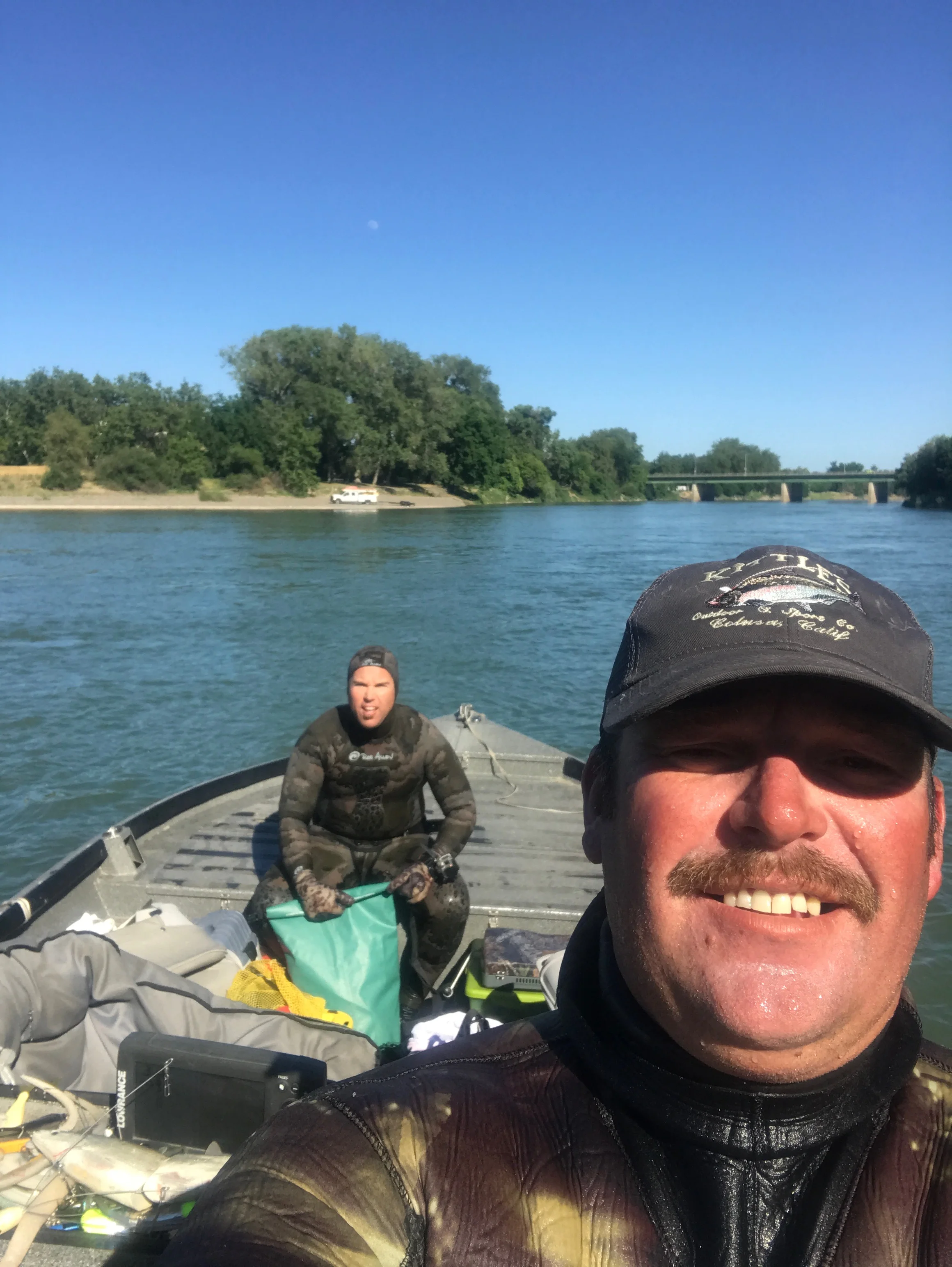 Sacramento River Spear Fishermen Paul Young Takes SalmonSacRiver.com Subsurface