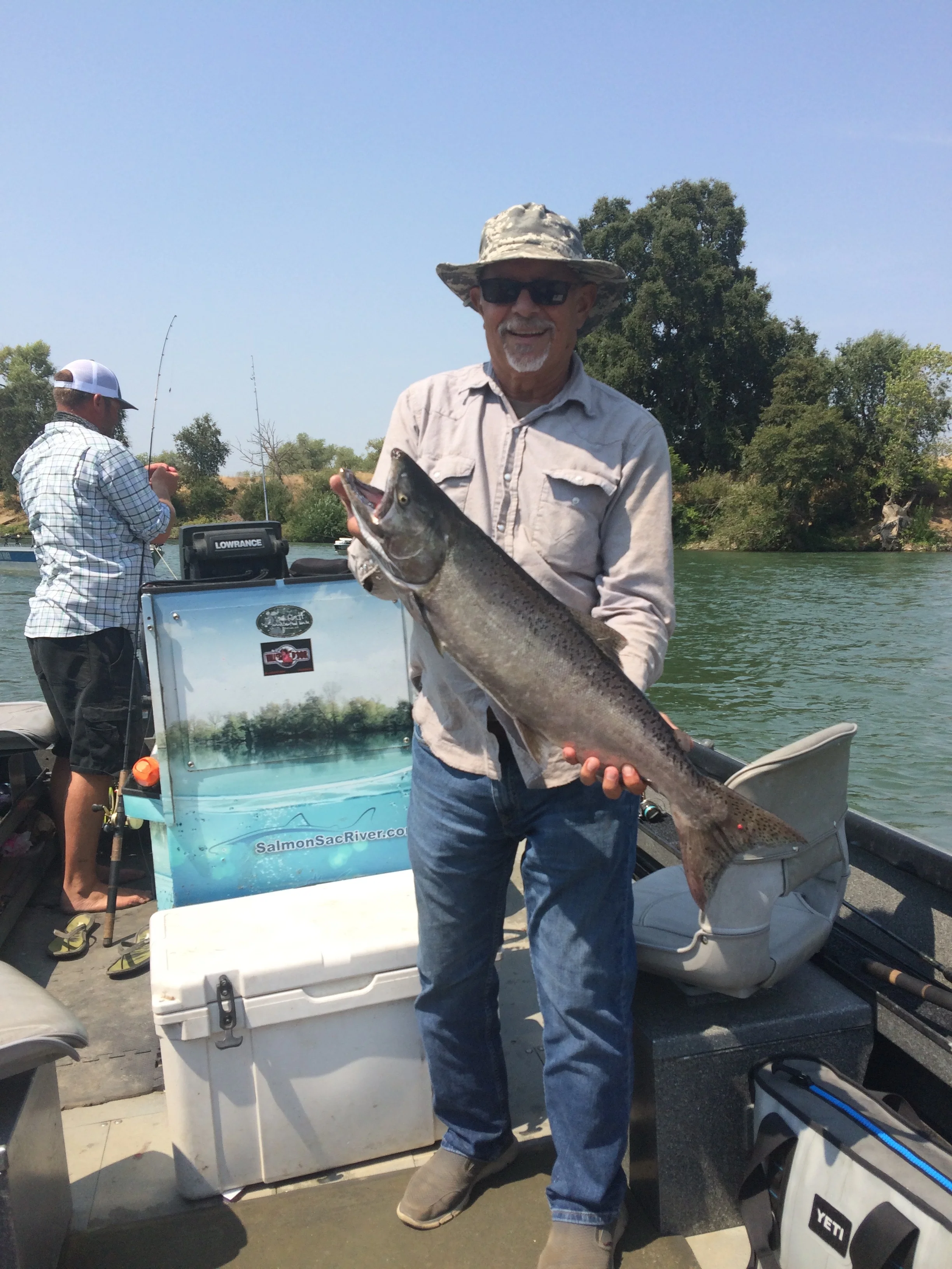 Sacramento River Salmon Fishing Guides Are On The Feather River