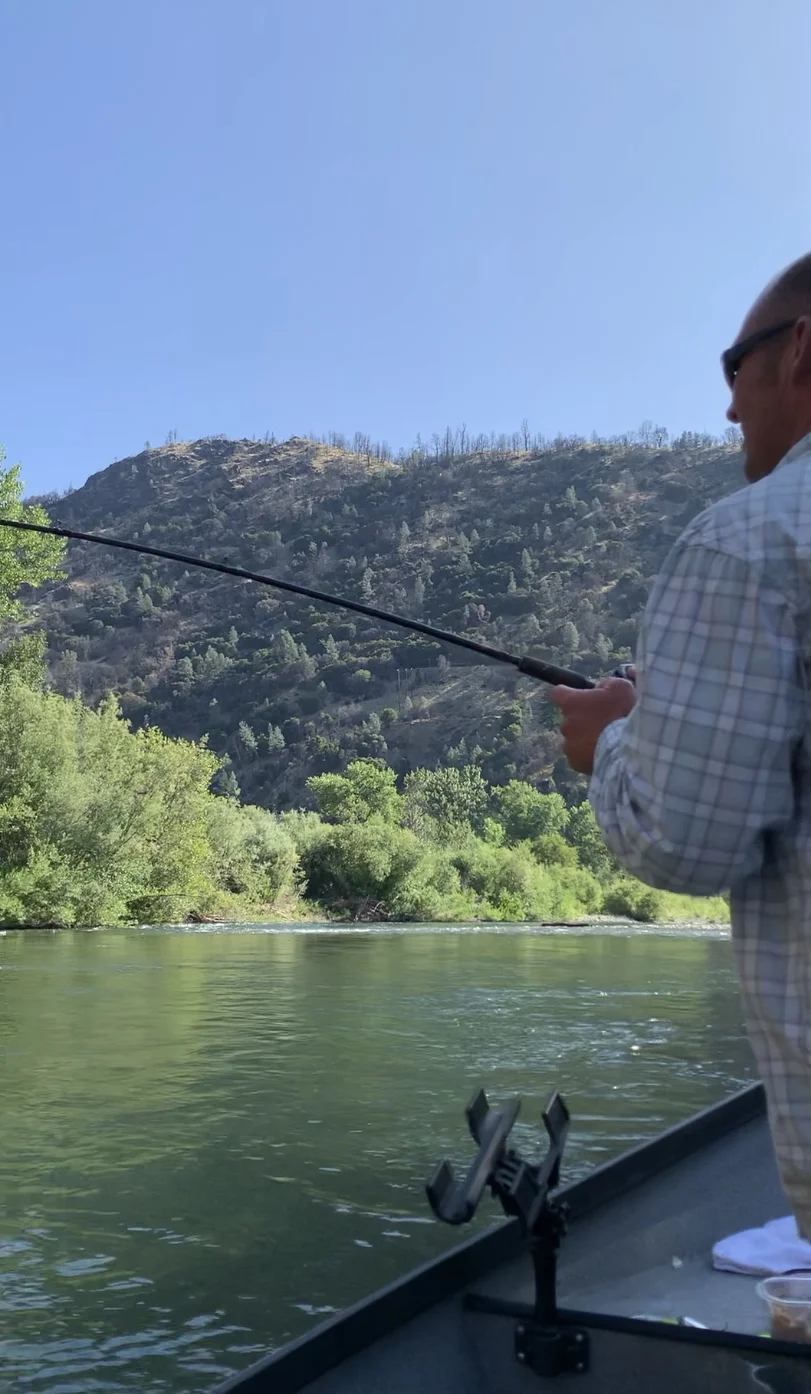 Sacramento River Salmon Fishing Guide With Fish On