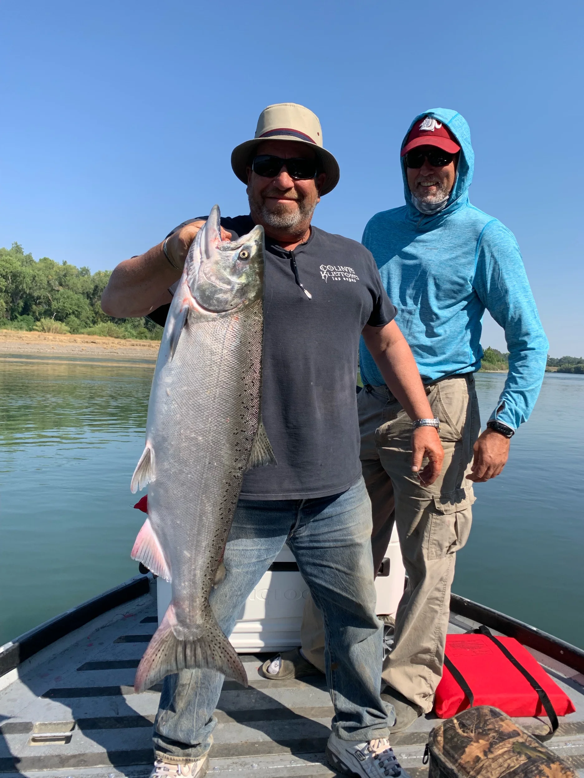 Client “Scott” wrangled up this beautiful Chinook Salmon on the Sacramento River on July 28, 2019. While fishing with local salmon fishing guide Ryan Tripp near Gerber, Ca. Scott was dragging bait when he caught this dime piece.Mike's Fishing Guide …