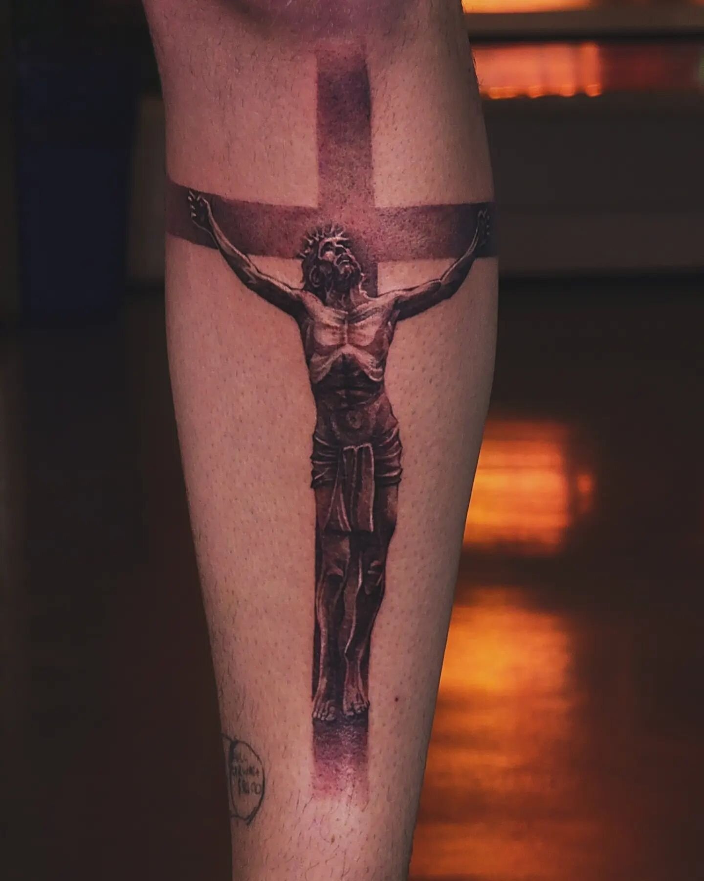 Even Jesus can't forgive you for shitting in your man's bed bruh. Amber heard going to hell for this one.
.
.
#religioustattoo #jesustattoo #portraittattoo #microrealism #microportrait #classictattoo #bngtattoo #blackandgreytattoo #blackandgraytattoo