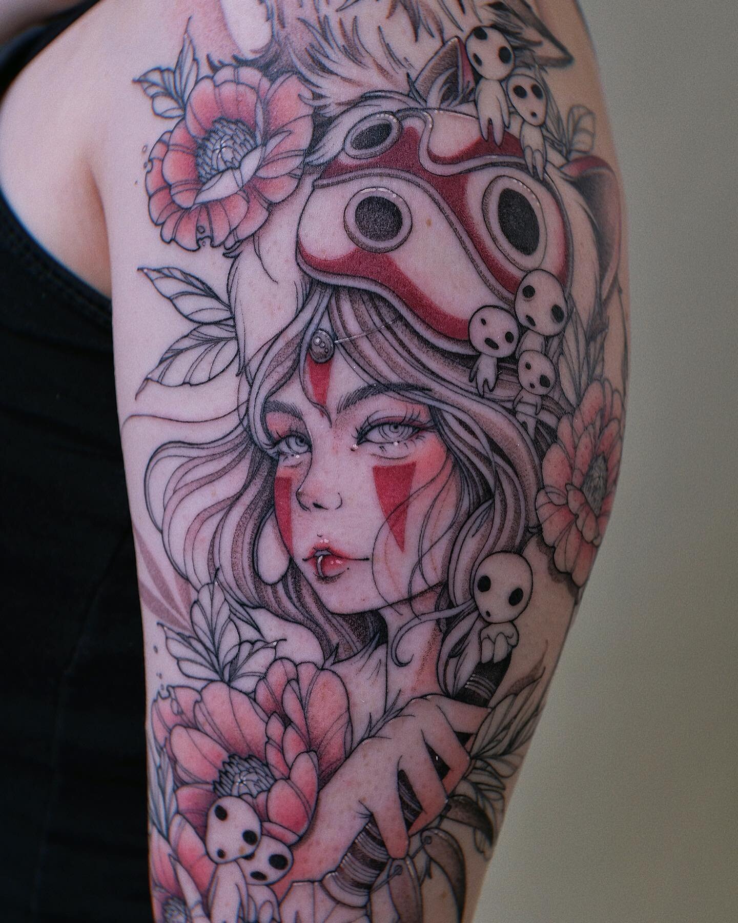 🌸 Princess Mononoke 🌸 
Super loooong overdue post (from May lol) ! Thank you Margaret for trusting me with this project!!🥰🥹 Love love love! ❤️

#princessmononoke #princessmononoketattoo #ghibli #ghiblitattoo #tattoo #torontotattoo #flowertattoo #