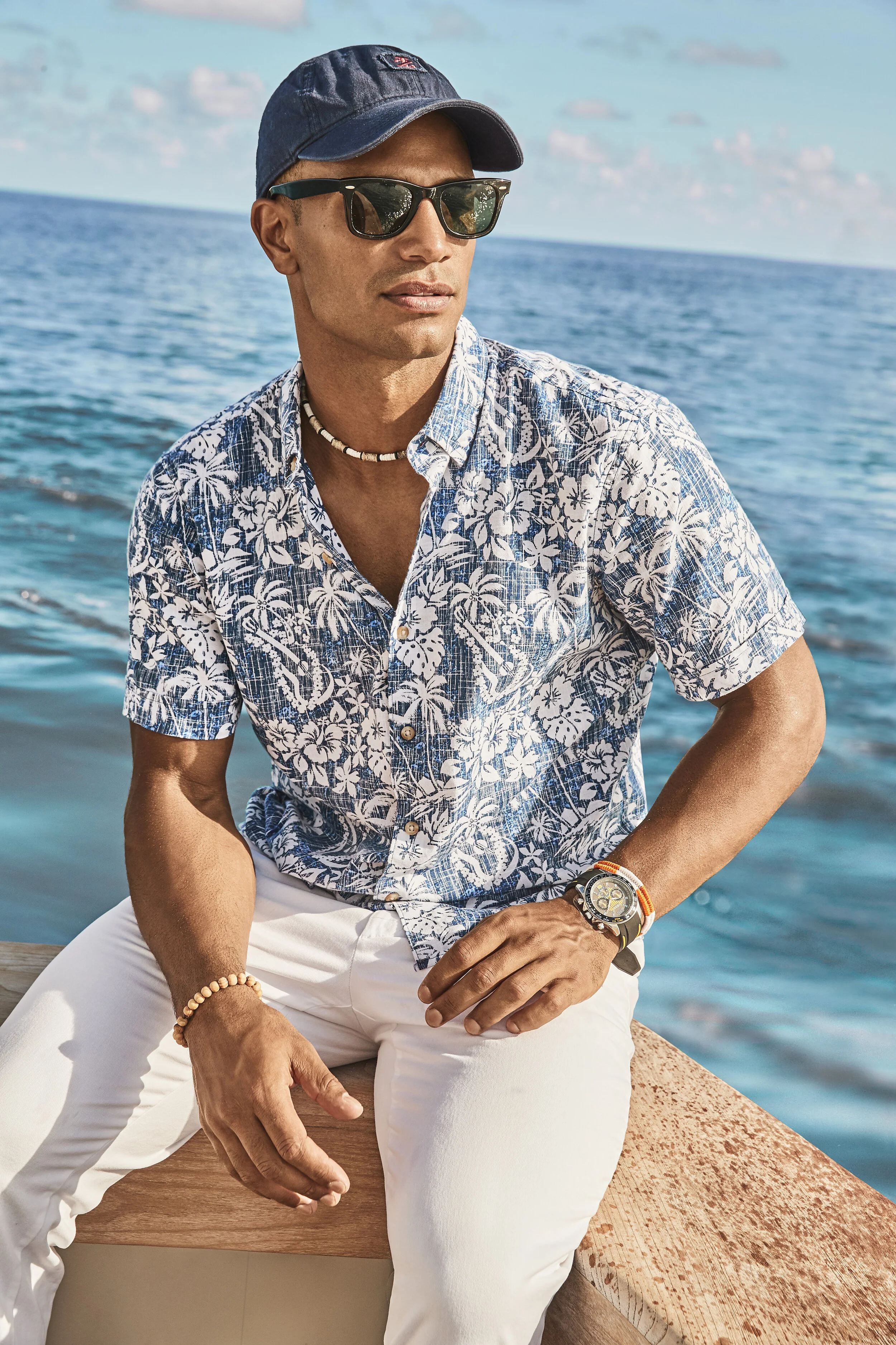 419496_01b_SHOT 14_BoB-BLUE HAWAII_008_RGB.jpg