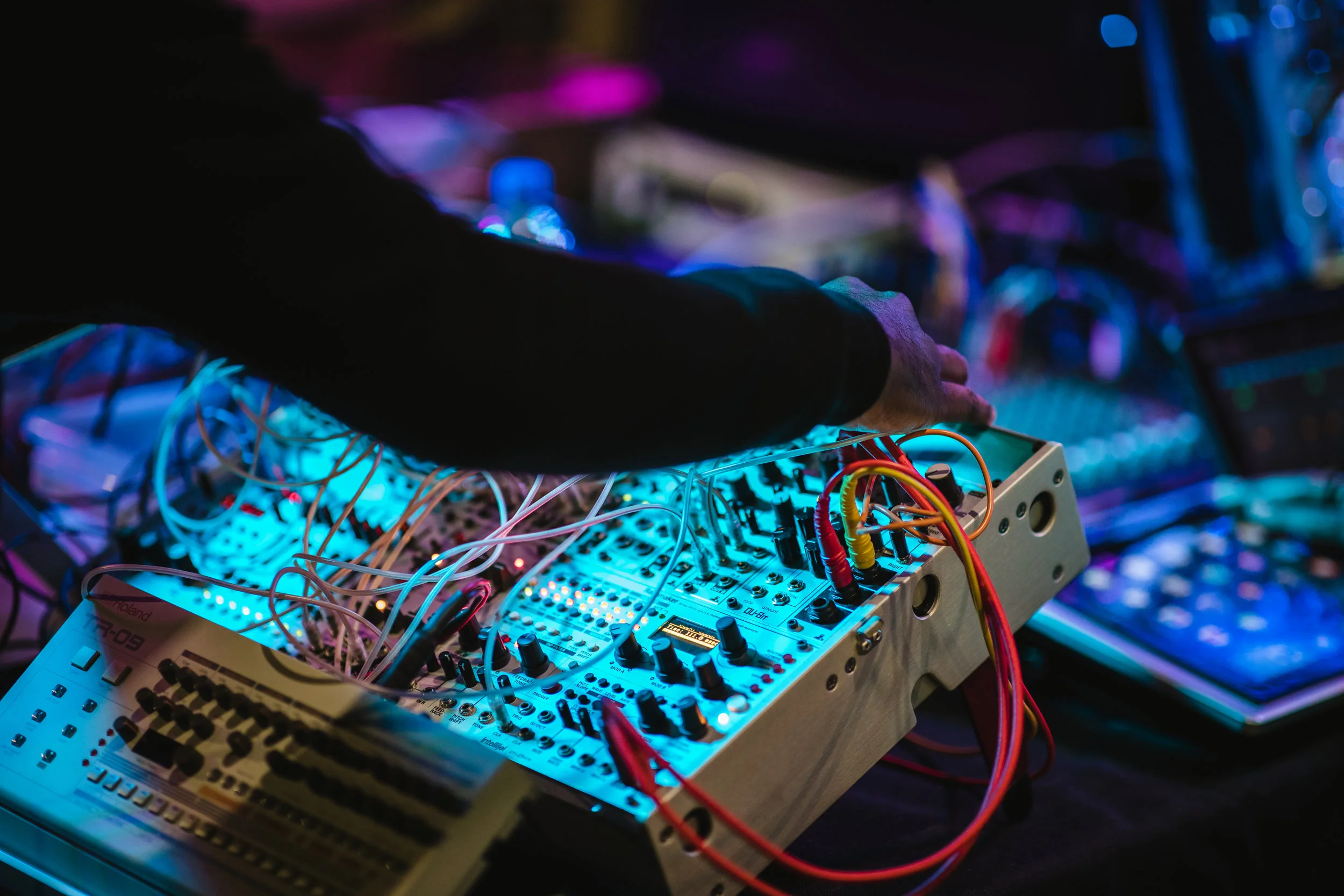 Making your DJ set pop