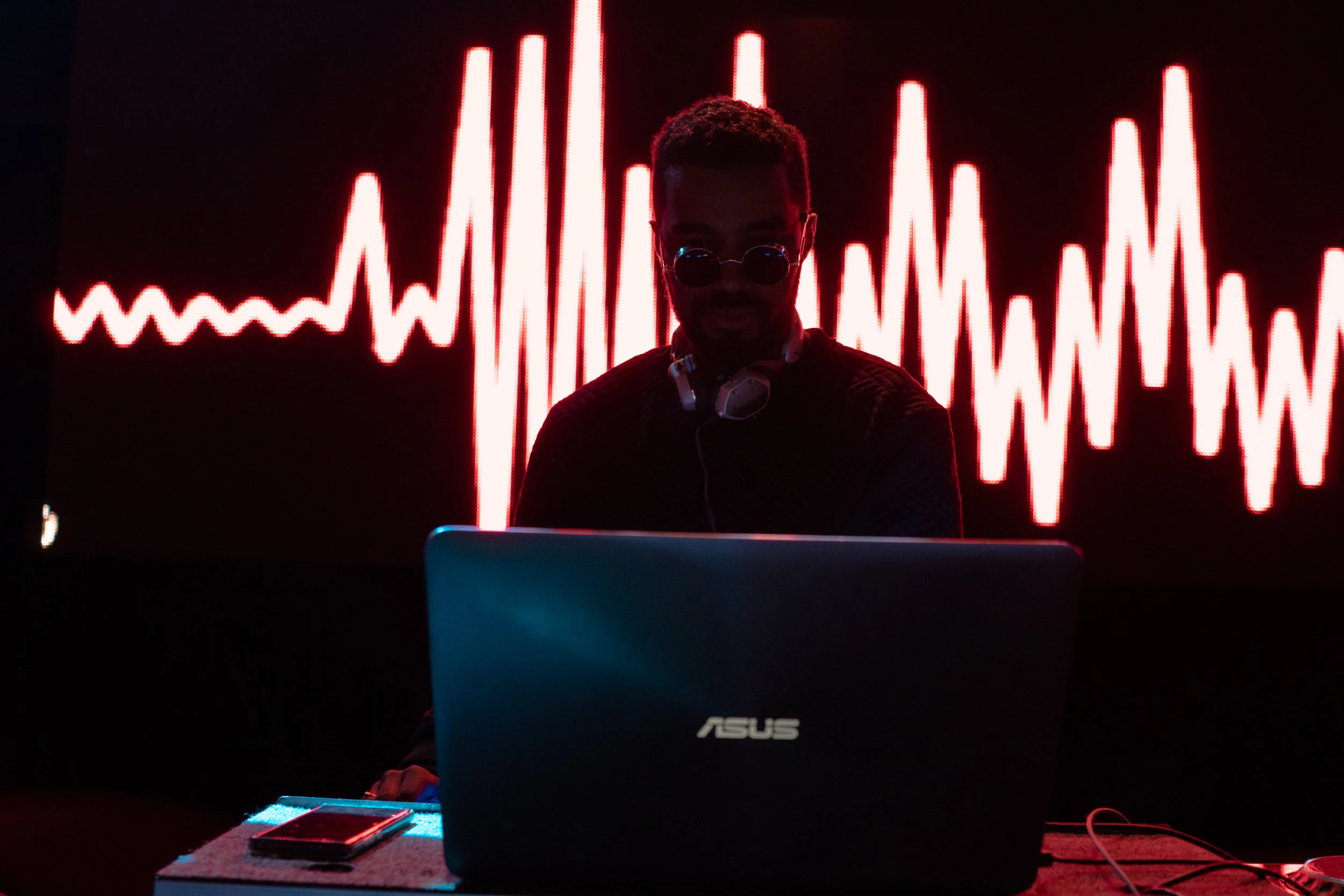The musical body math of DJing
