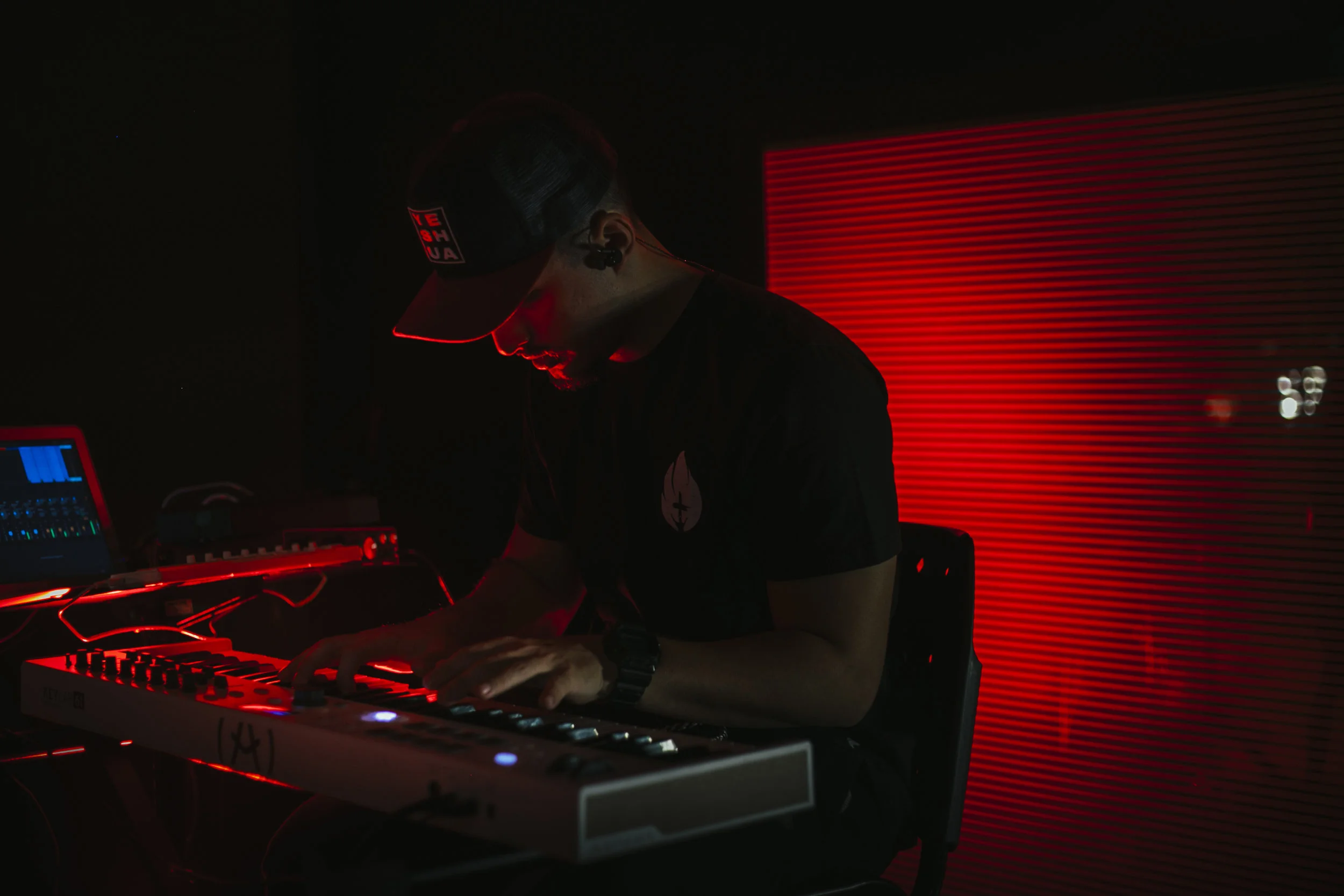 Stay calm and keep DJing