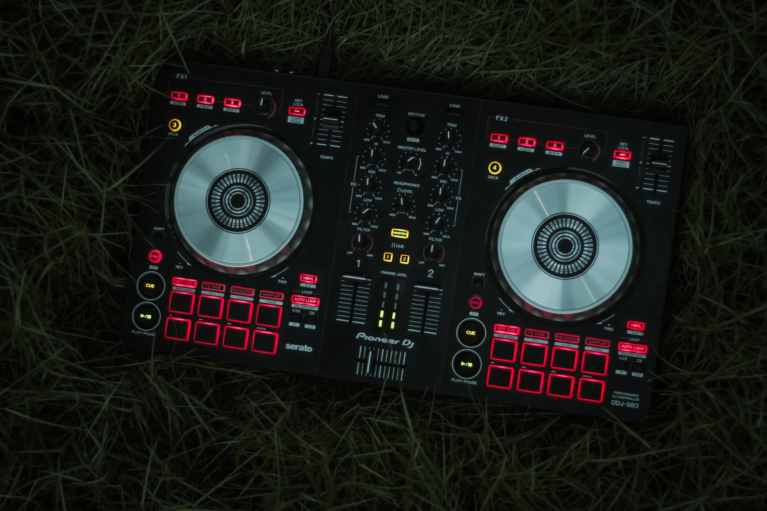 How to choose an online DJ course