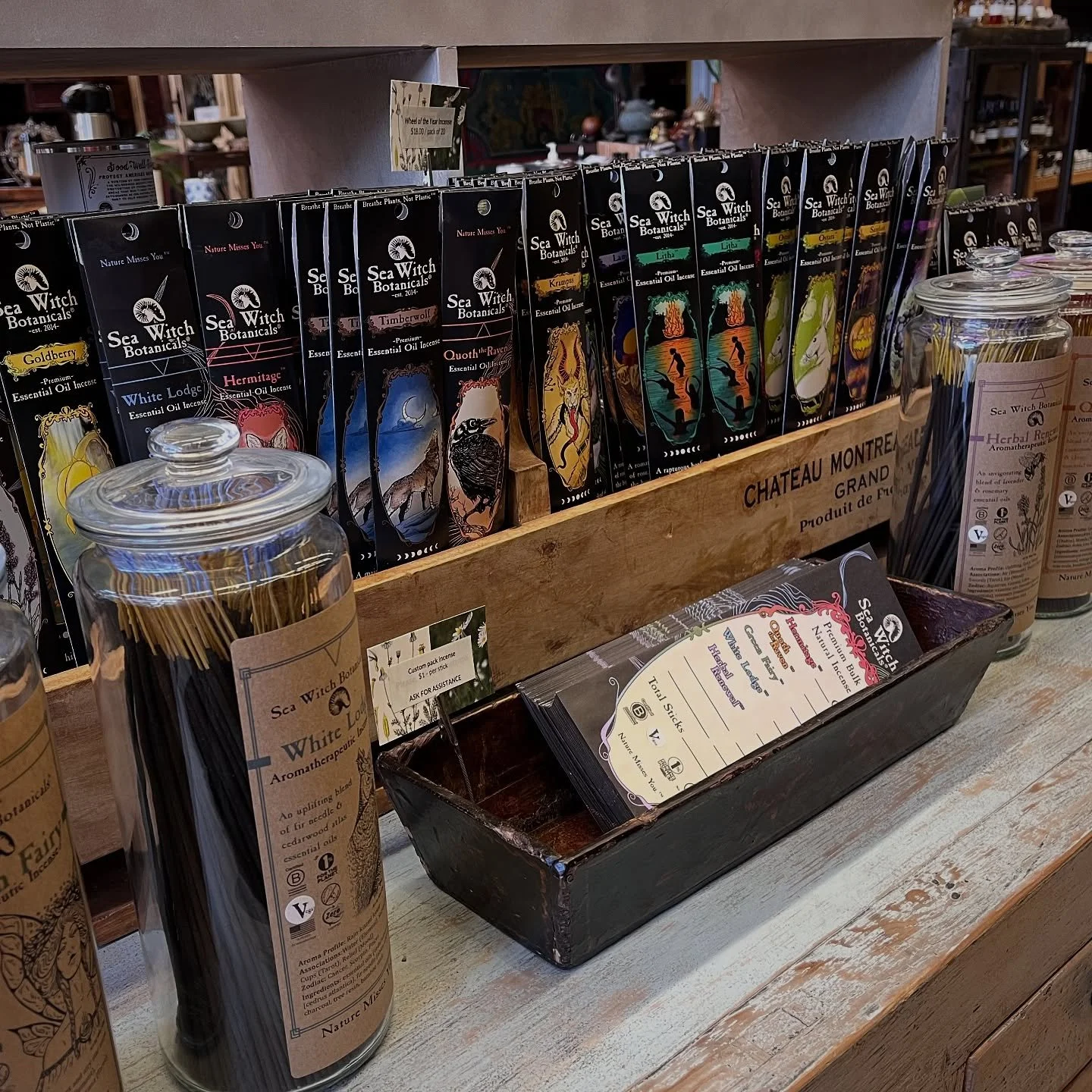 Get a single pack of 20 incense or build your own custom pack from 5 different scents. Choose your own adventure.

#chooseyourownadventure #incense #incensesticks #aromatherapy #scent #aroma #essentialoils #vegan #crueltyfree #wellness #natural #synt