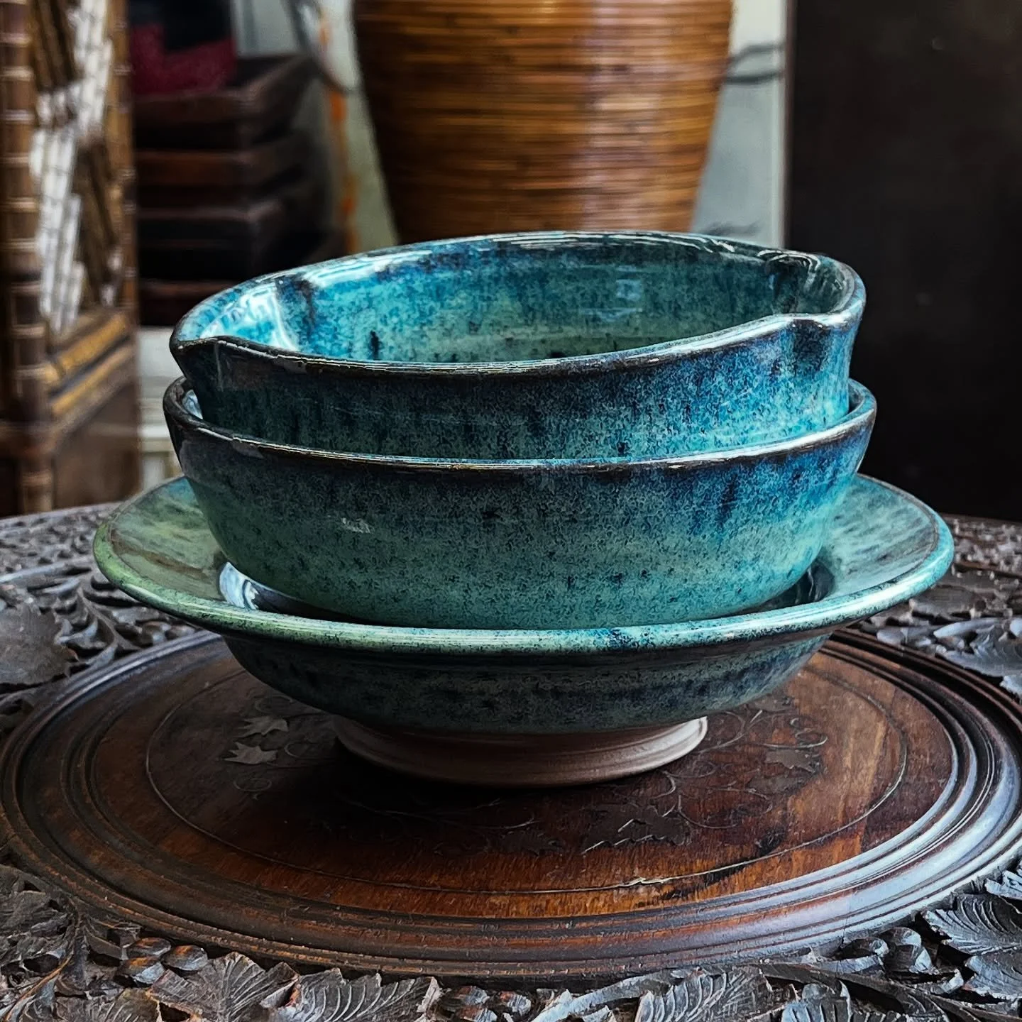 Love the unique glaze on these new ceramic pieces. Functional and beautiful. These are stoneware making them dishwasher, microwave and oven safe.

#pottery #localpottery #stoneware #dishes #handmade