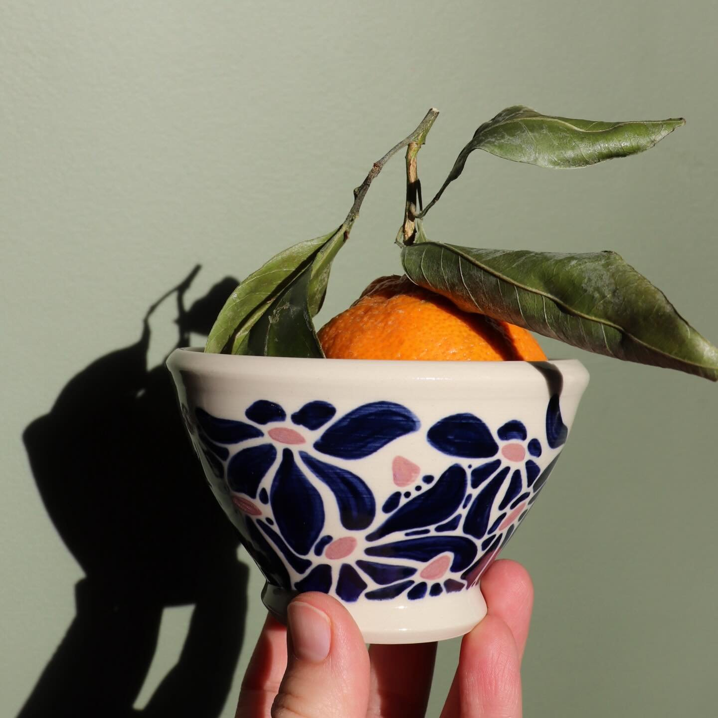 Tiny little floral bowl and afternoon sun 🌞
