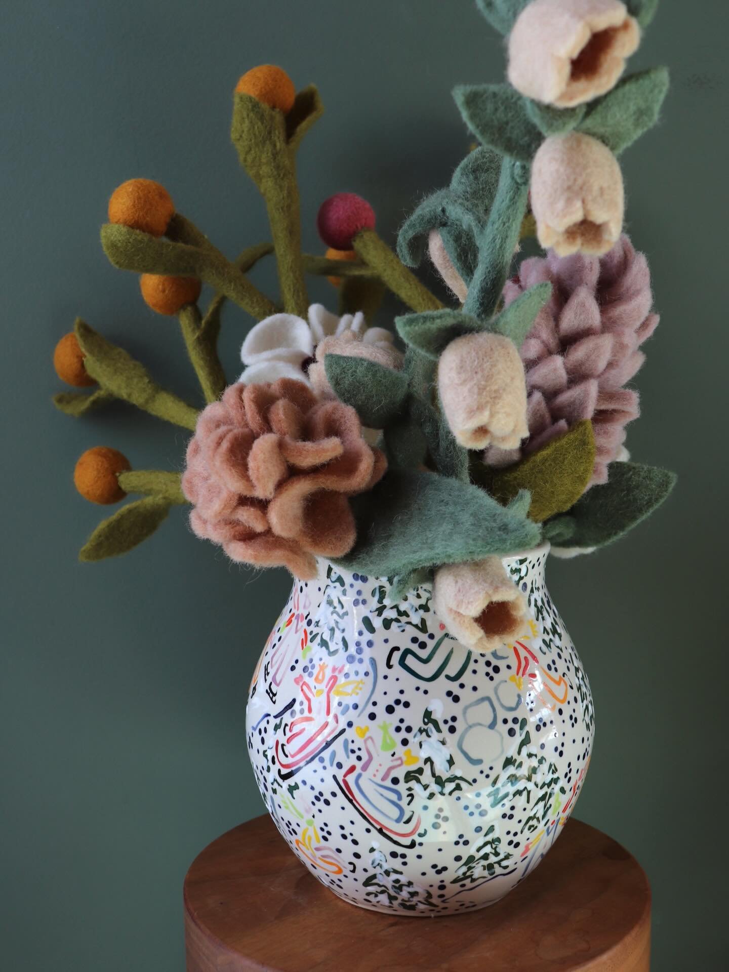 Shop news ✨ Given how quickly the Valentine&rsquo;s Day collection sold out, and that I will not be doing another update until after my maternity leave, I&rsquo;ve decided to shut down the online shop at the end of next week. It&rsquo;ll make my life