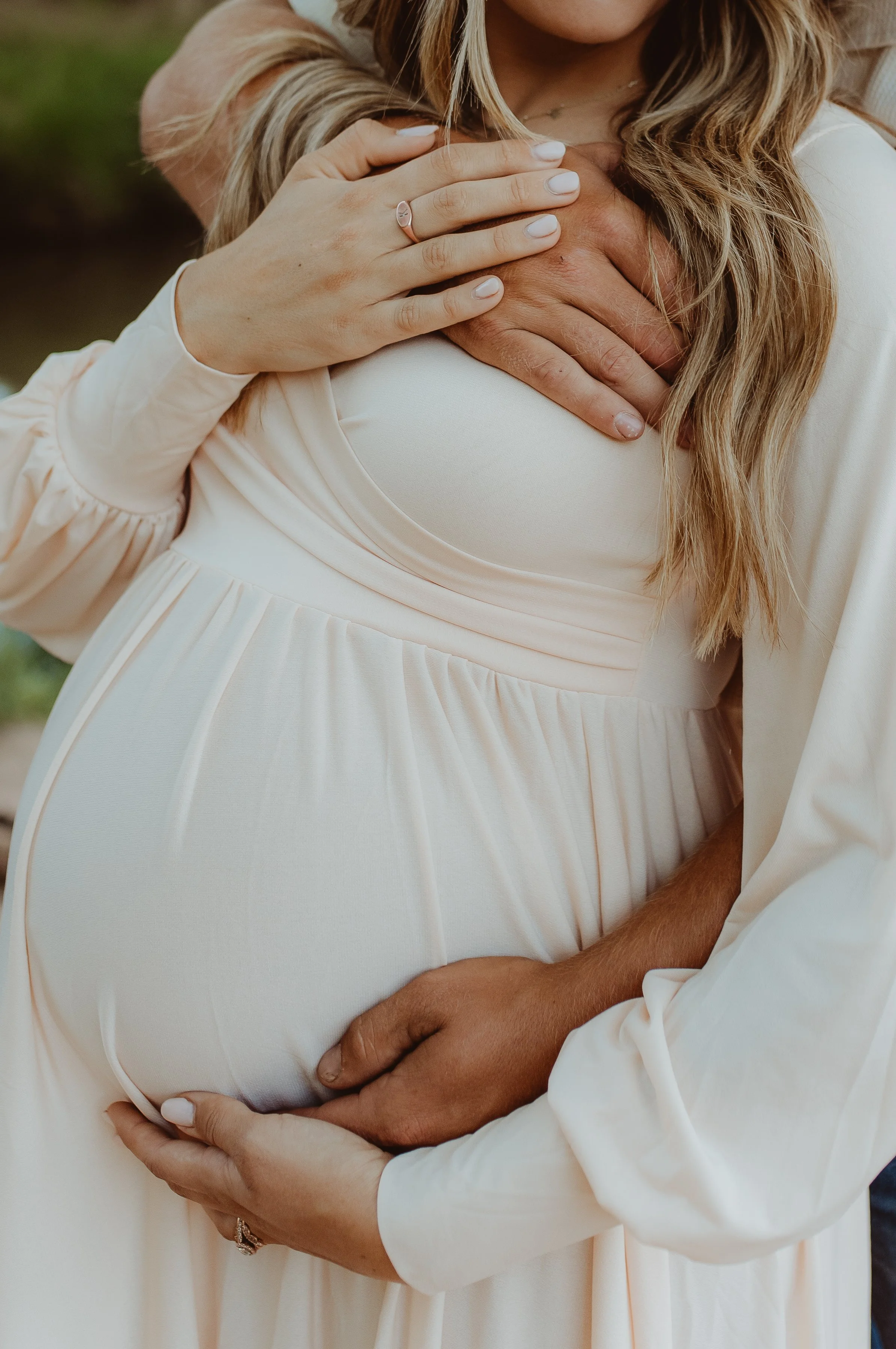 Maternity Outdoor Pictures