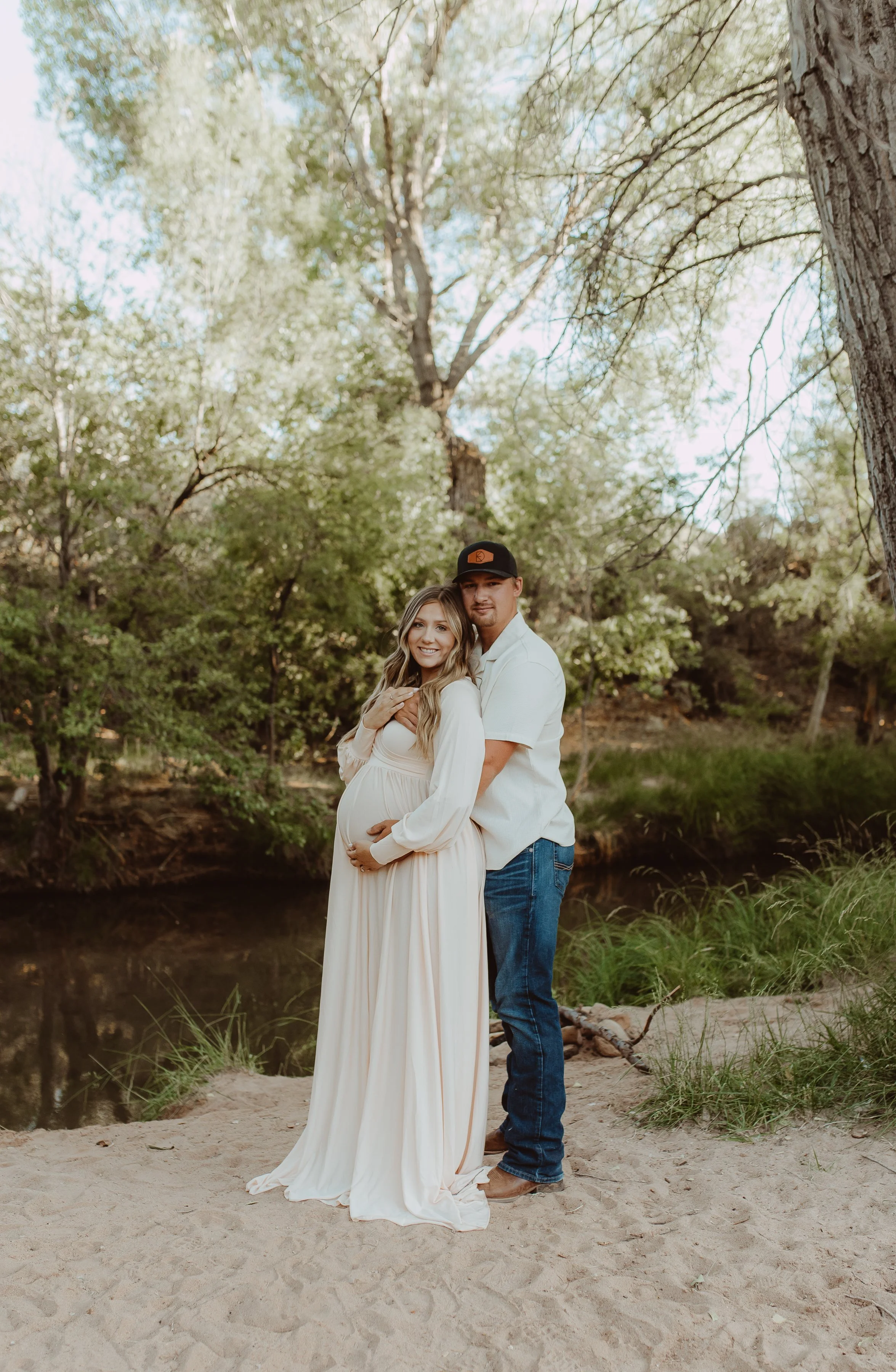 Maternity Photo Session Next to Verde River