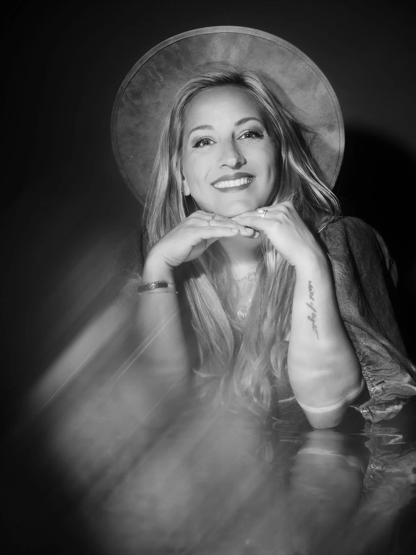 #appreciation post 🙌 Thank you thank you THANK YOU to everyone&hellip;#friends #family &amp; #fans who has listened to HOPE 💛 

Swipe to see the #support 👉 

I sincerely #hope this song resonates with you and am curious, what is your favorite part