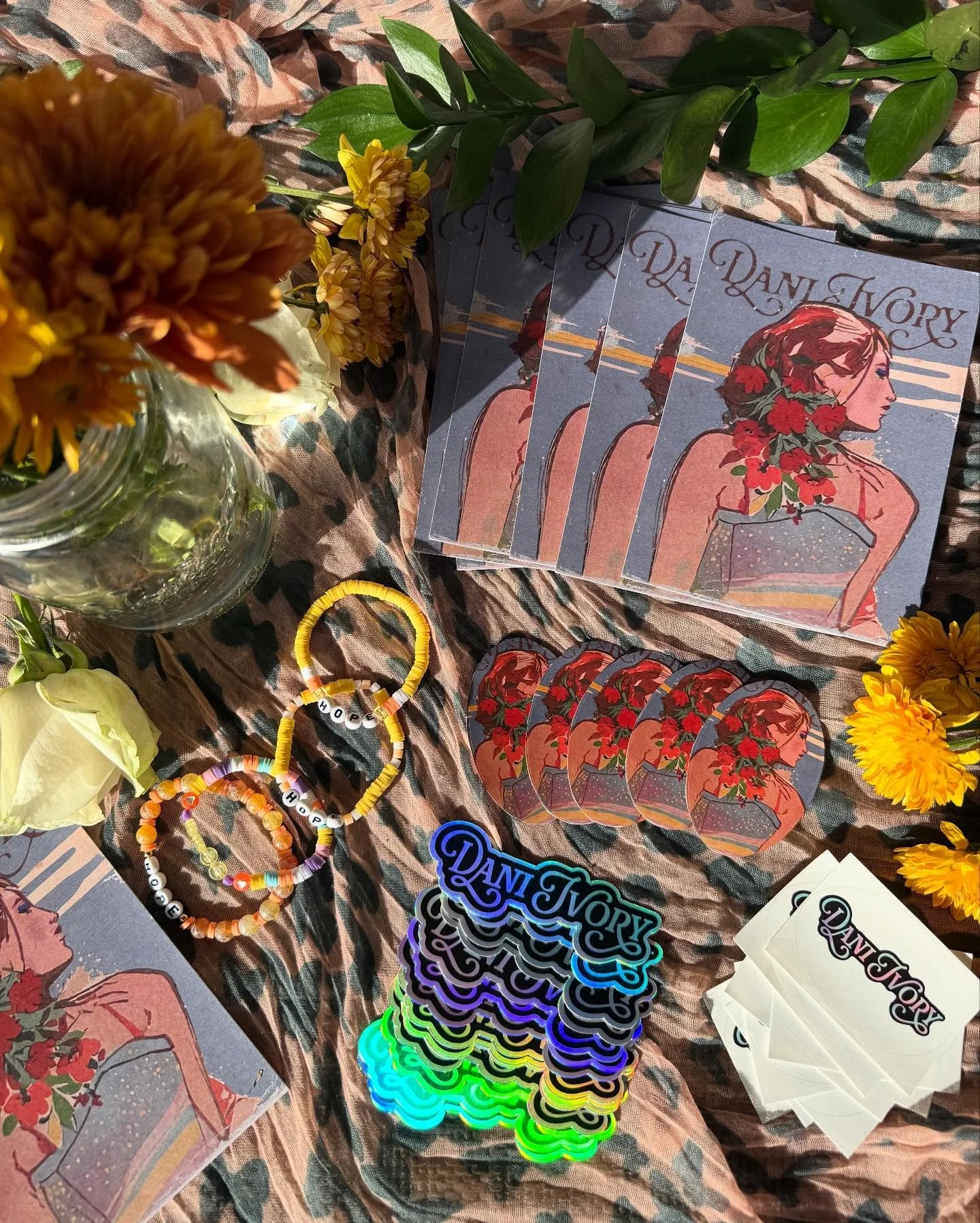 ✨HOPE is officially 1 month old today! To celebrate, I made a little Hope Starter Pack for you ☺️

💛 a handmade (by me) beaded &ldquo;HOPE&rdquo; bracelet
💛 stickers
💛 a mini poster

I&rsquo;m giving these to 5 of you as a thank you for all the lo