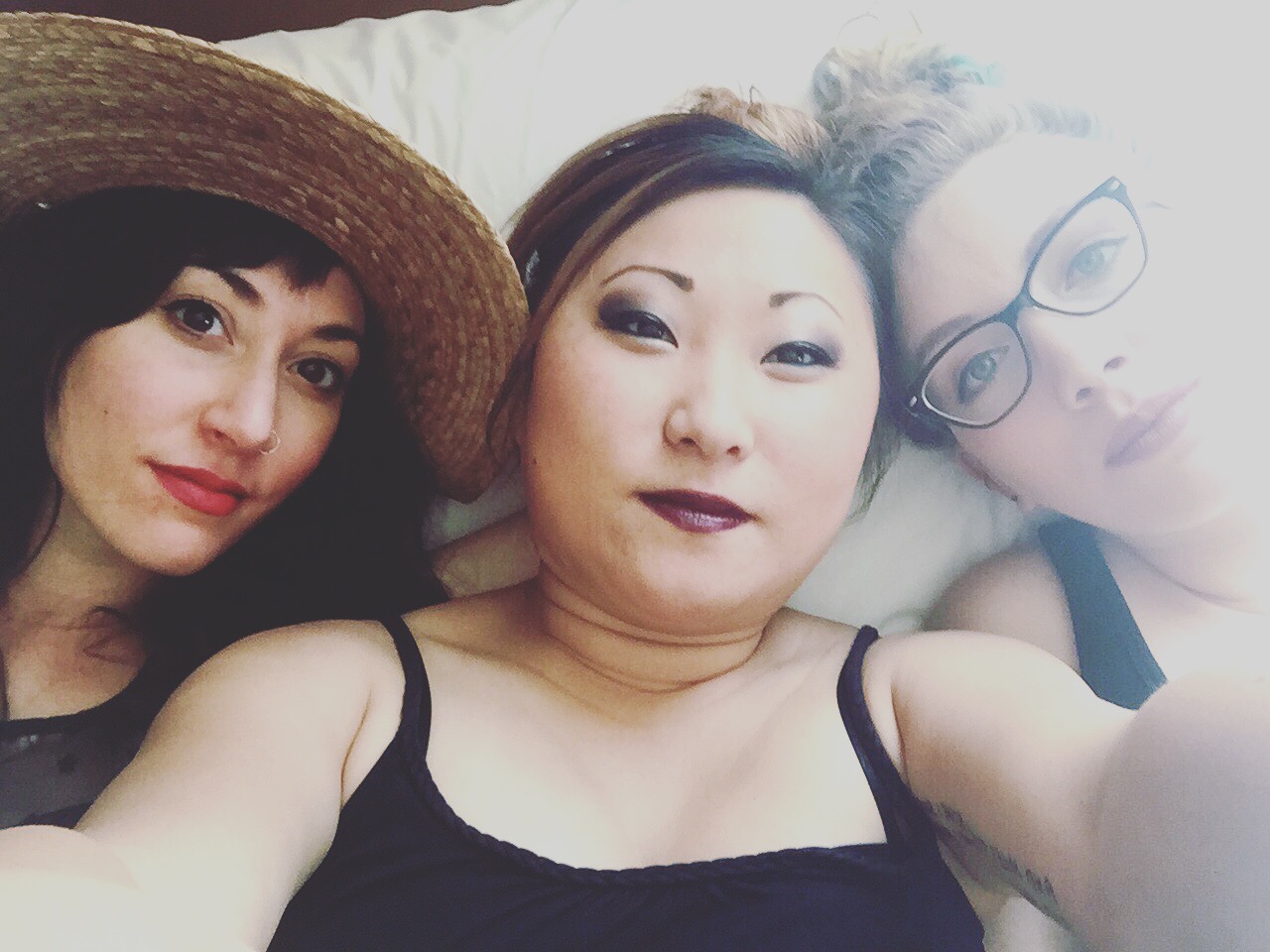 Jo, Nikia and Scarlett