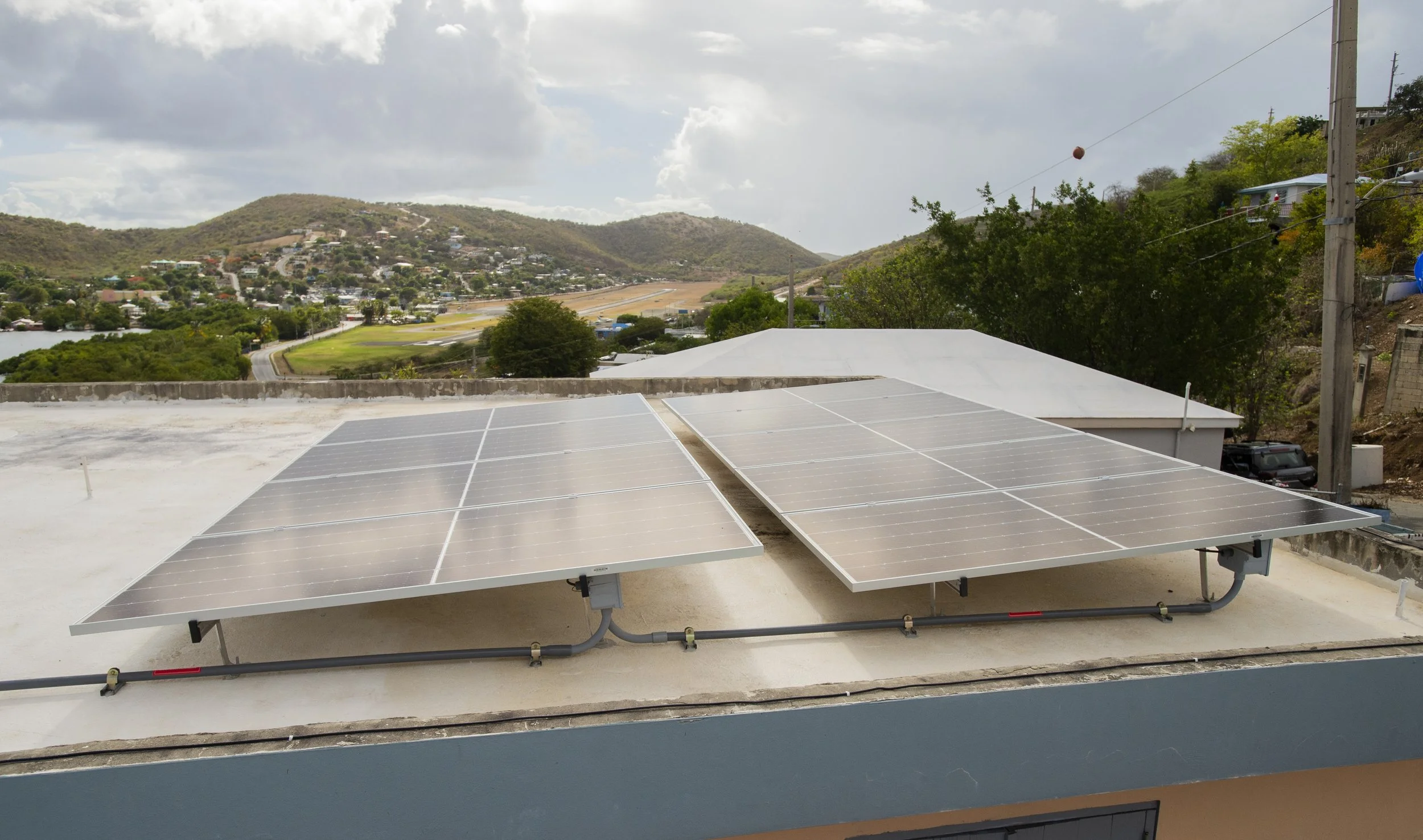 Paneles EDF Culebra Foto 1 .jpg