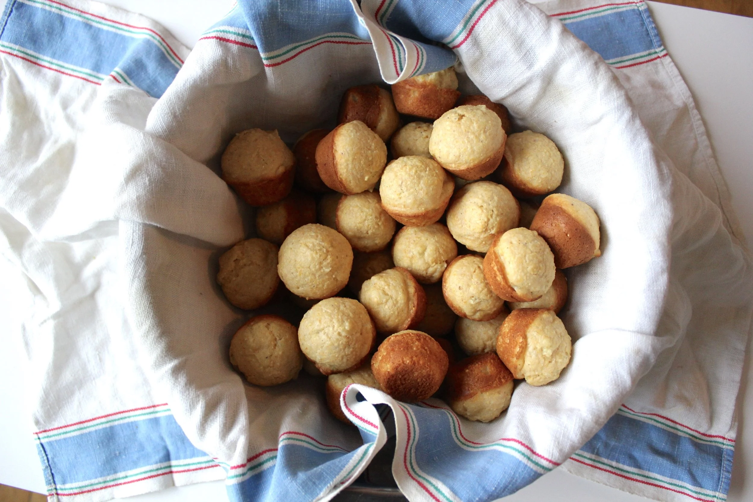 tbt Bluth Cornballer baked hushpuppies [Arrested Development] — TV DINNER