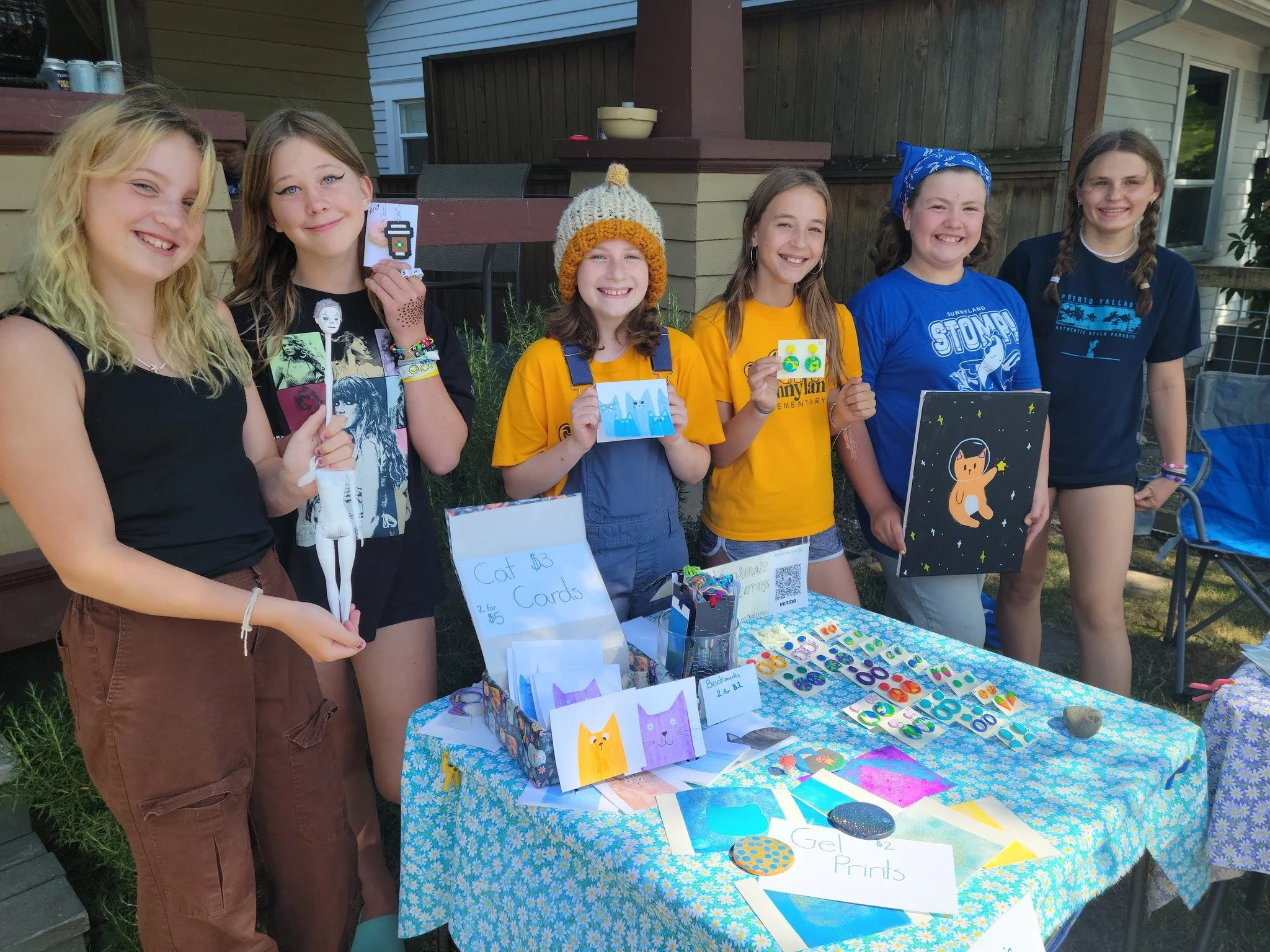 ✨Host Highlight✨ 📍#17 Lazy Daisy Creations: These middle school muses are back again showing off their creativity with various crafts.  These artists have been painting, felting, coloring and beading to get ready to show off their talents.  Maybe yo