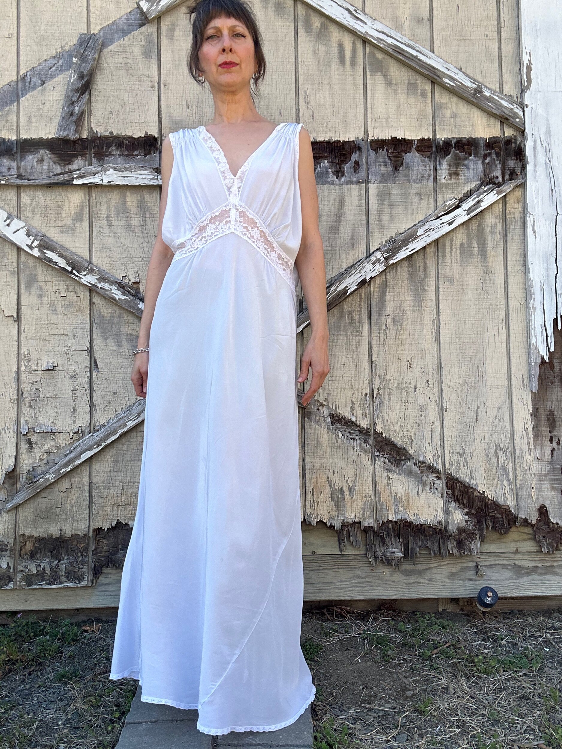 1940s Charmode nightgown