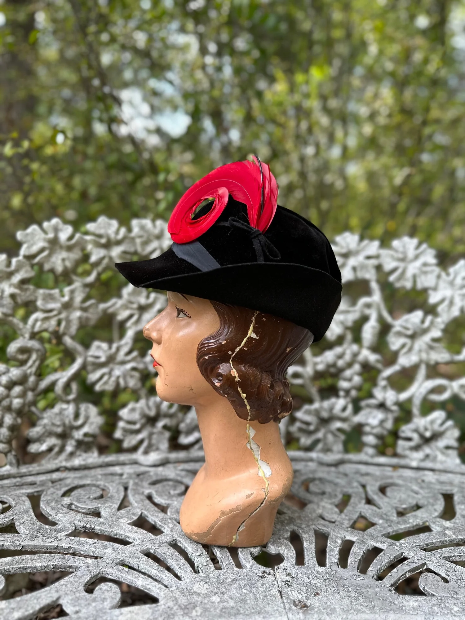 Brandt Paris/New York Ladies Swagger Brimmed Luxury Hat (Vintage) Women main image 4
