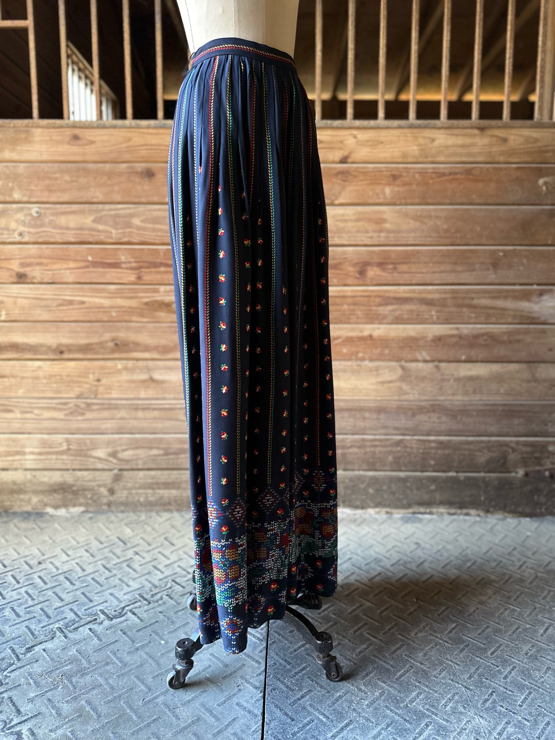 1970s Mollie Parnis Boutique Rayon Challis Maxi Skirt