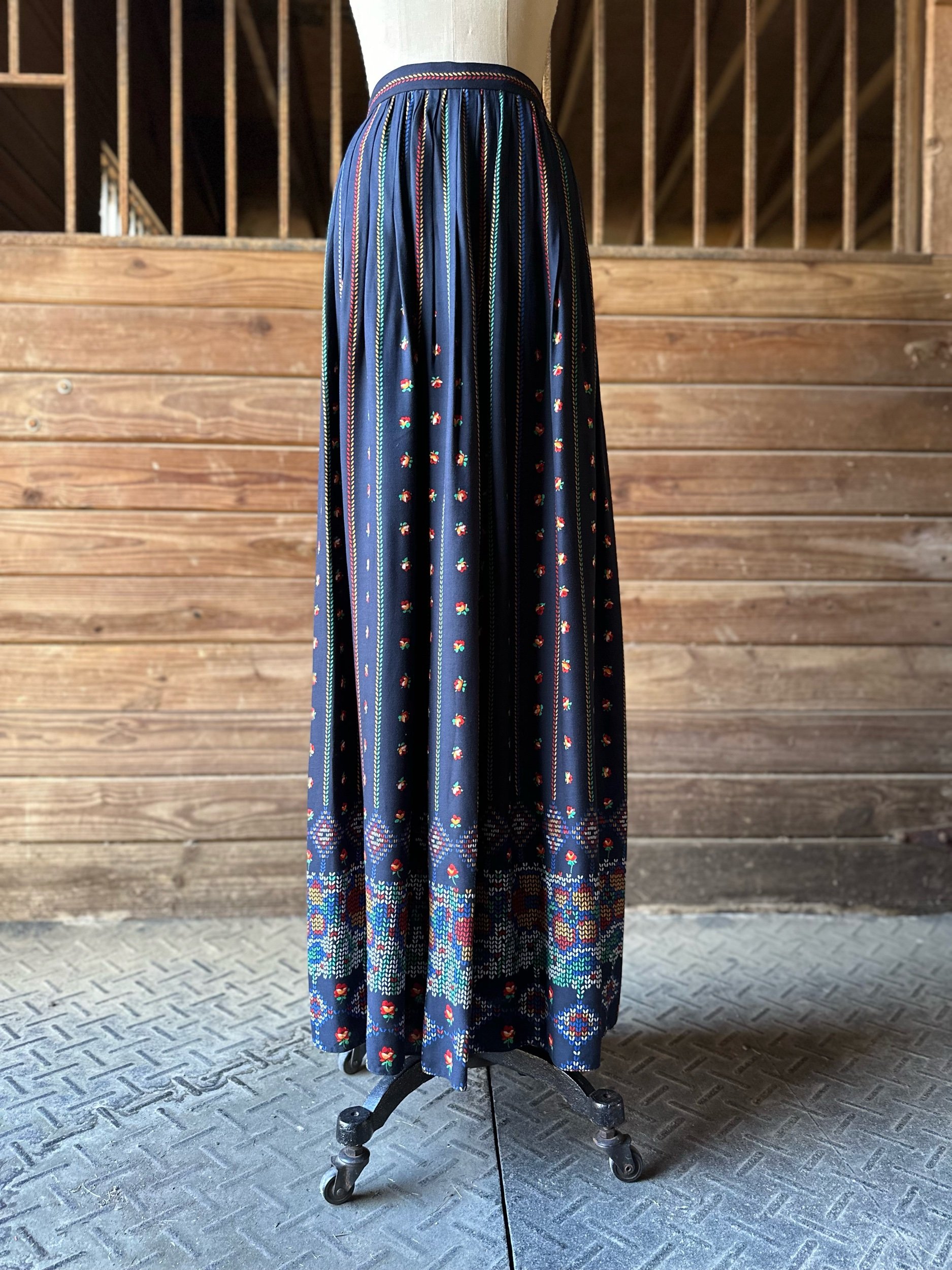 1970s Mollie Parnis Boutique Rayon Challis Maxi Skirt