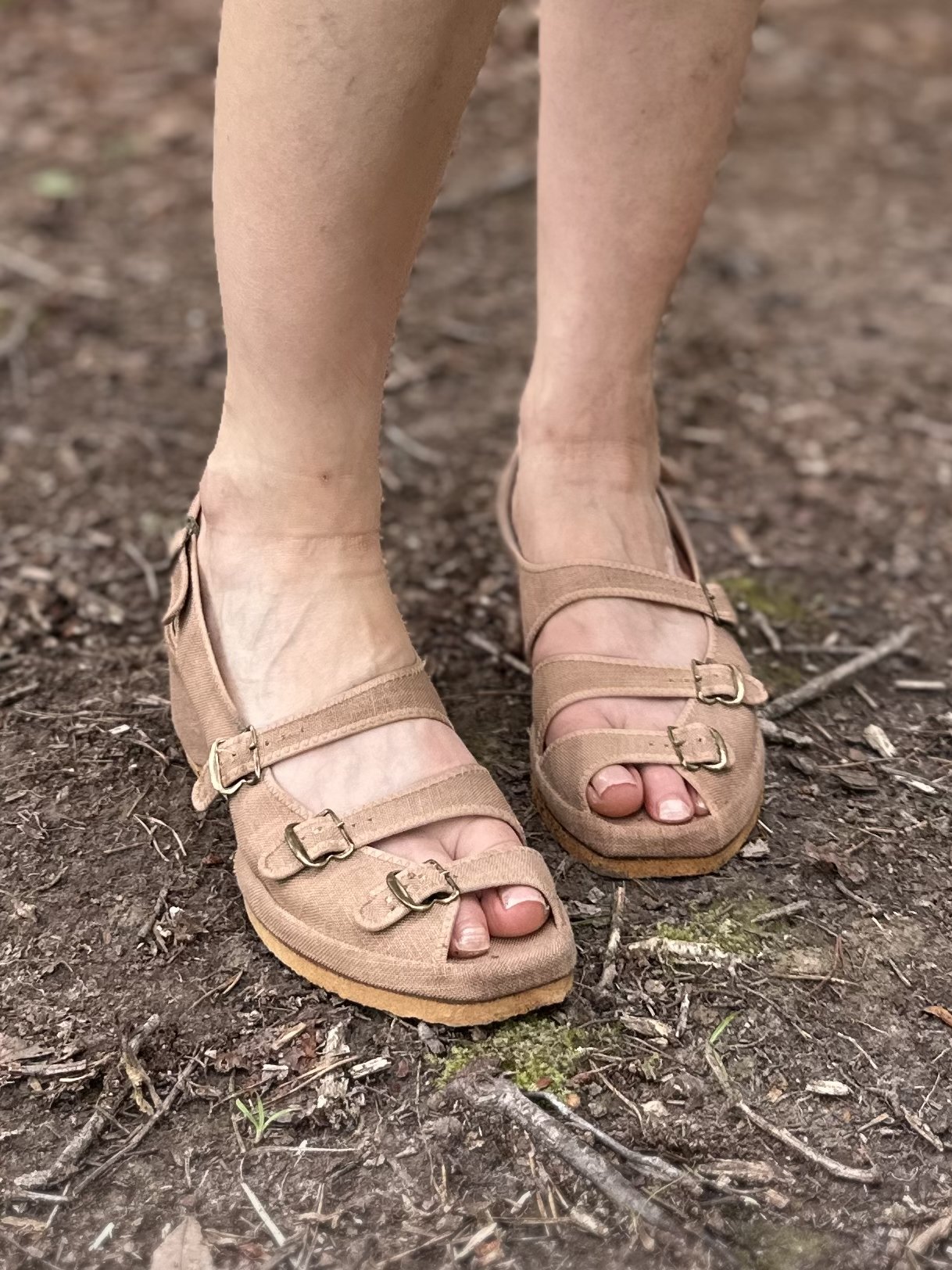 1950s Strappy Wedge Sandals