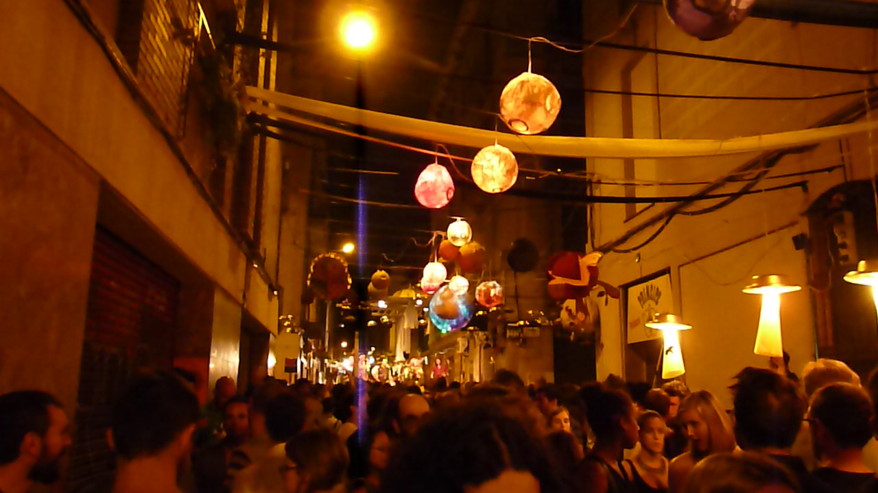 Festival-Gracia-Space-Street.jpg